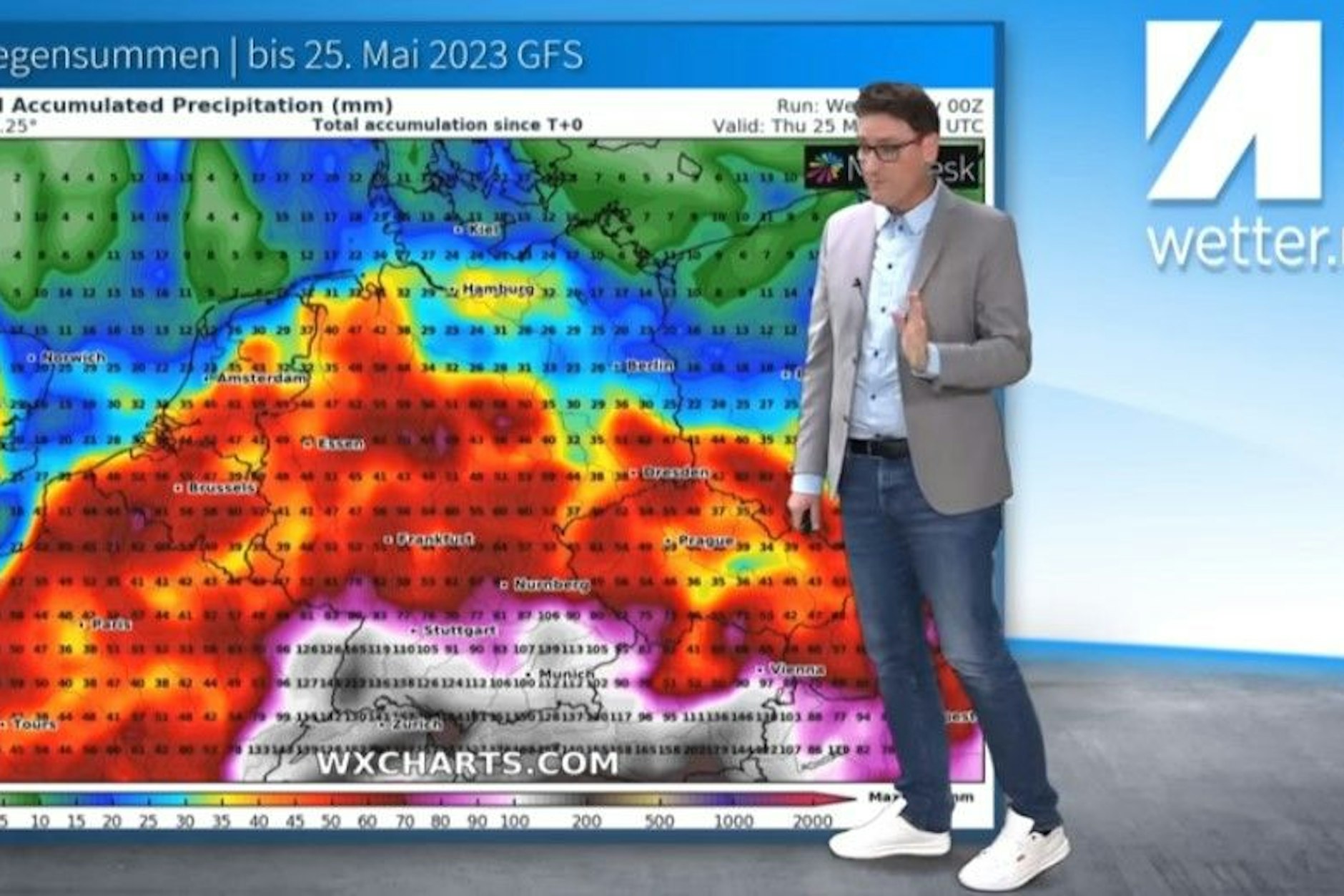 Einen heftigen Regen-Schock prognostiziert Wetter-Experte Dominik Jung.