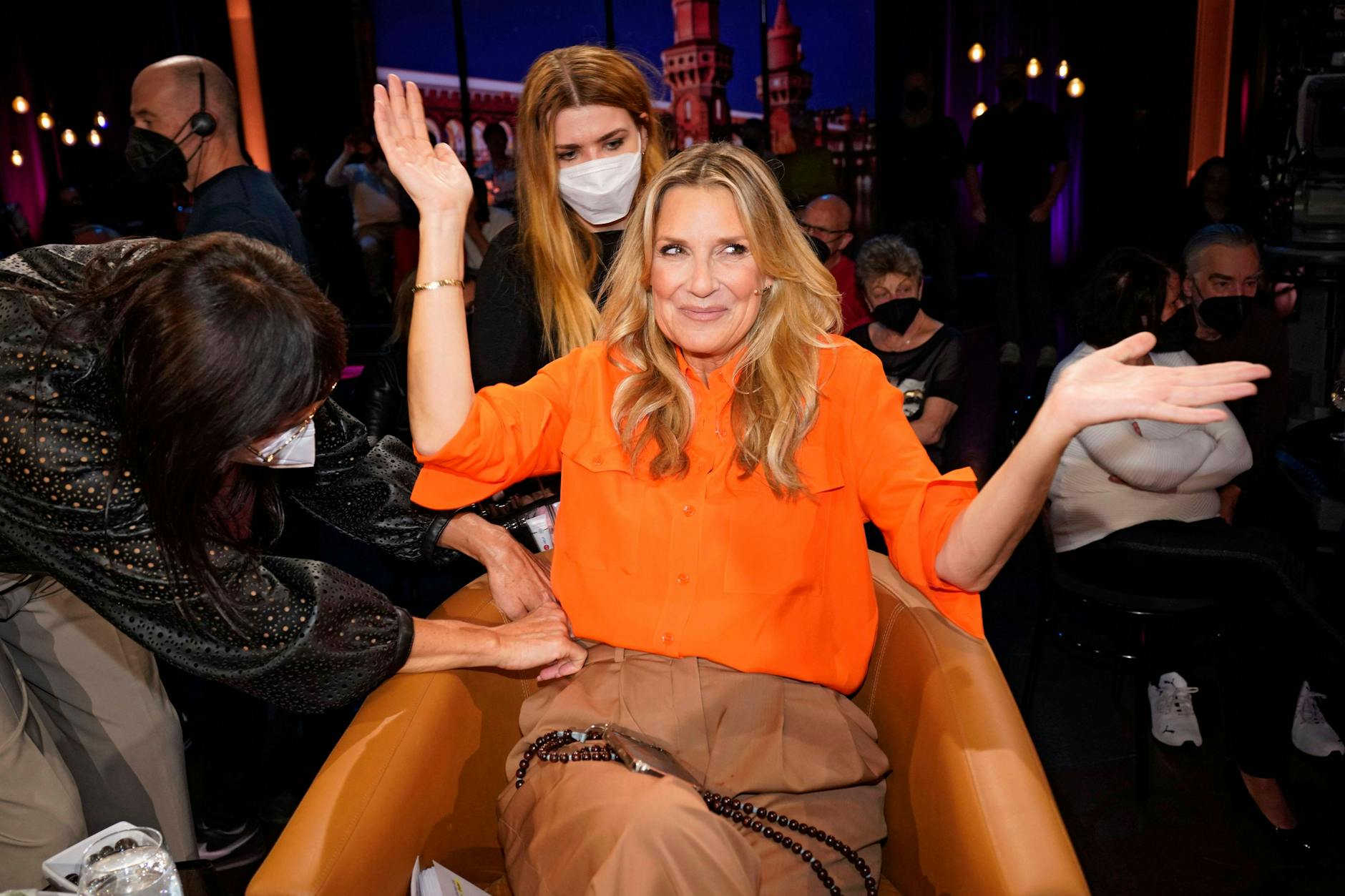 Kim Fisher moderiert gemeinsam mit Wolfgang Lippert.