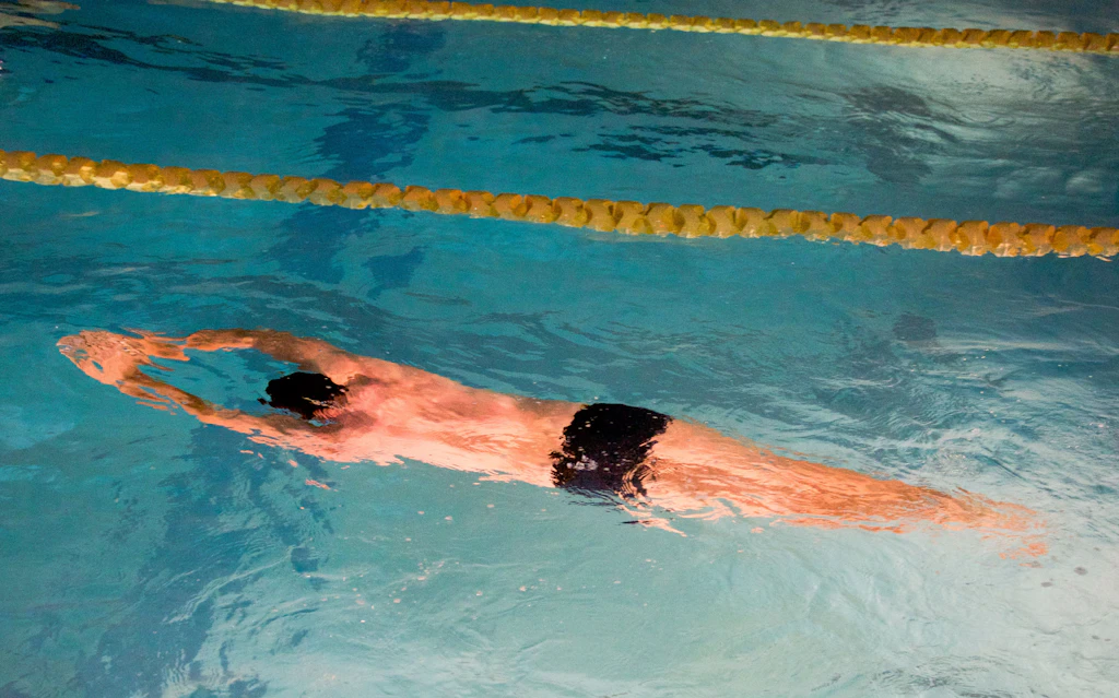 Fitnessstudio mit Schwimmbad: Hier können Sie in Berlin trainieren und schwimmen