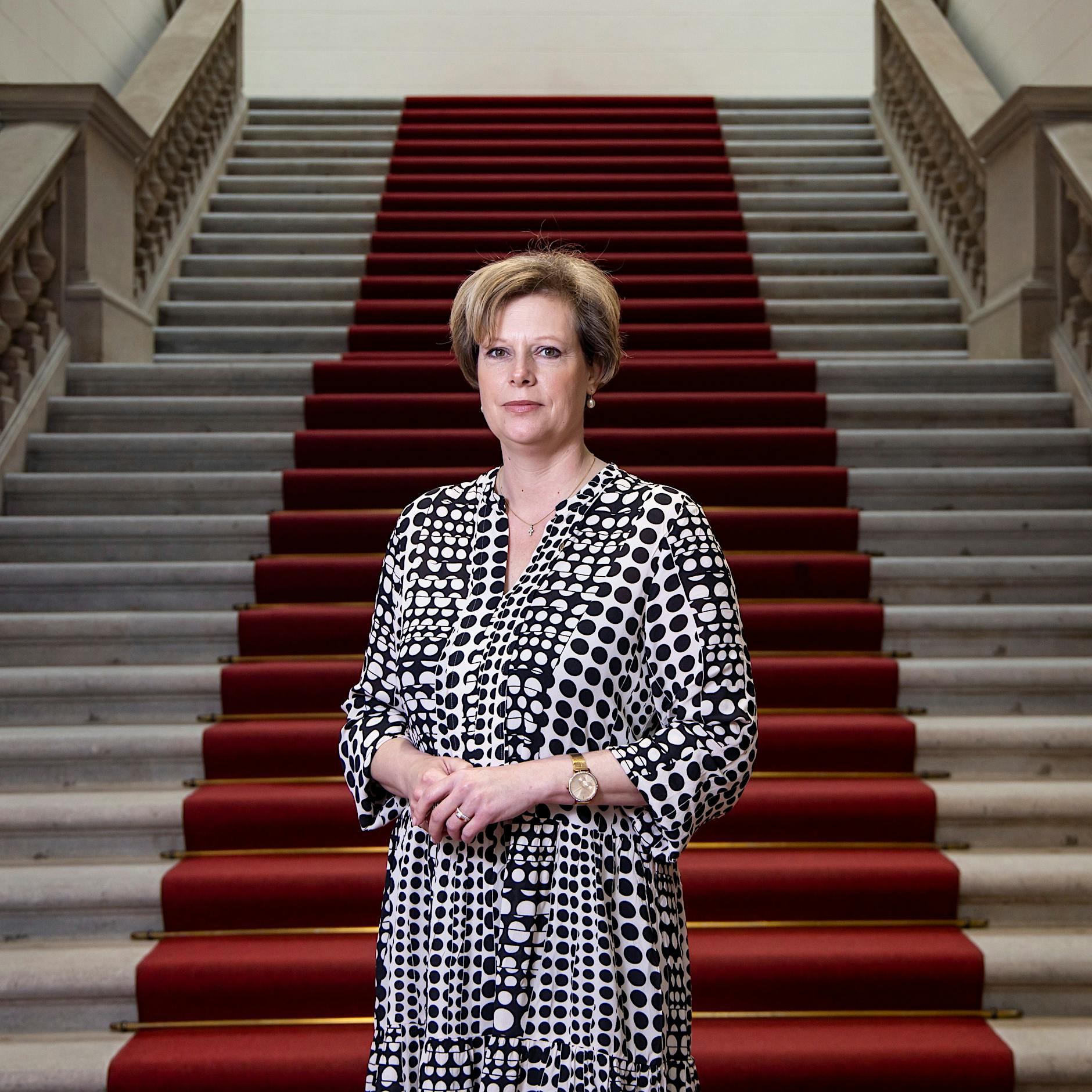 Neue Parlamentspräsidentin holt 50 Obdachlose ins Hohe Haus