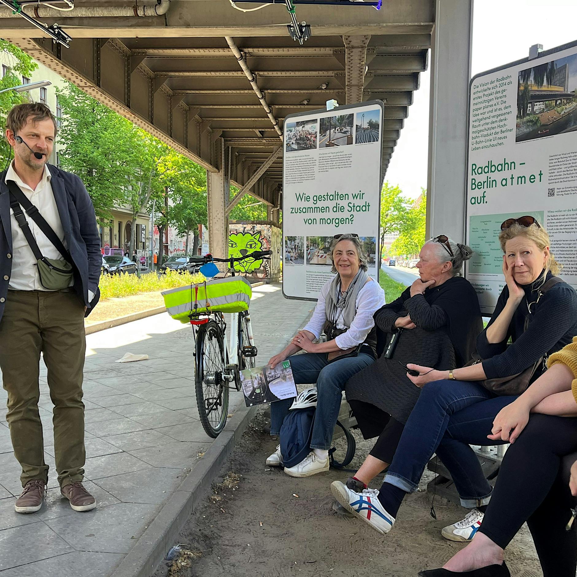 Vogelhäuschen und Bänke: Was jetzt mit Parkplätzen in Kreuzberg passiert