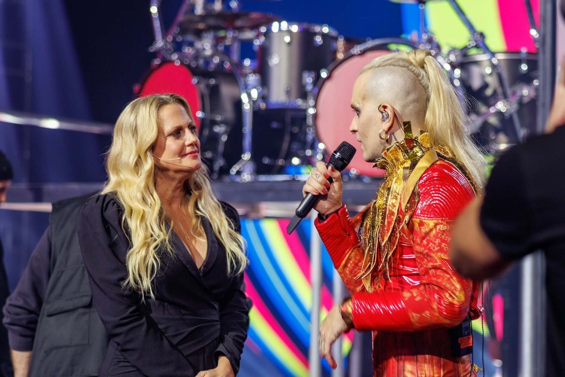 Barbara Schöneberger moderierte den ESC-Vorentscheid, bei dem die Band Lord of the Lost gewann.