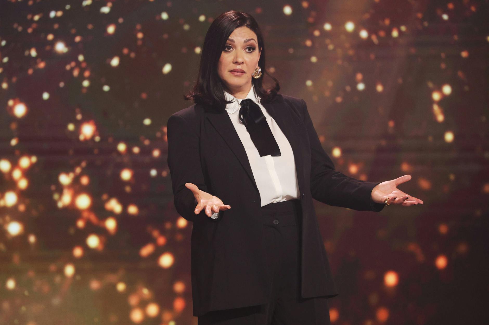 Jasmin Shakeri nimmt beim Deutschen Filmpreis kein Blatt vor den Mund.