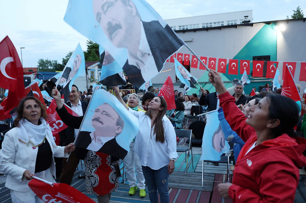 Türkei-Wahl: In Berlin tanzen schon Erdogans Gegner