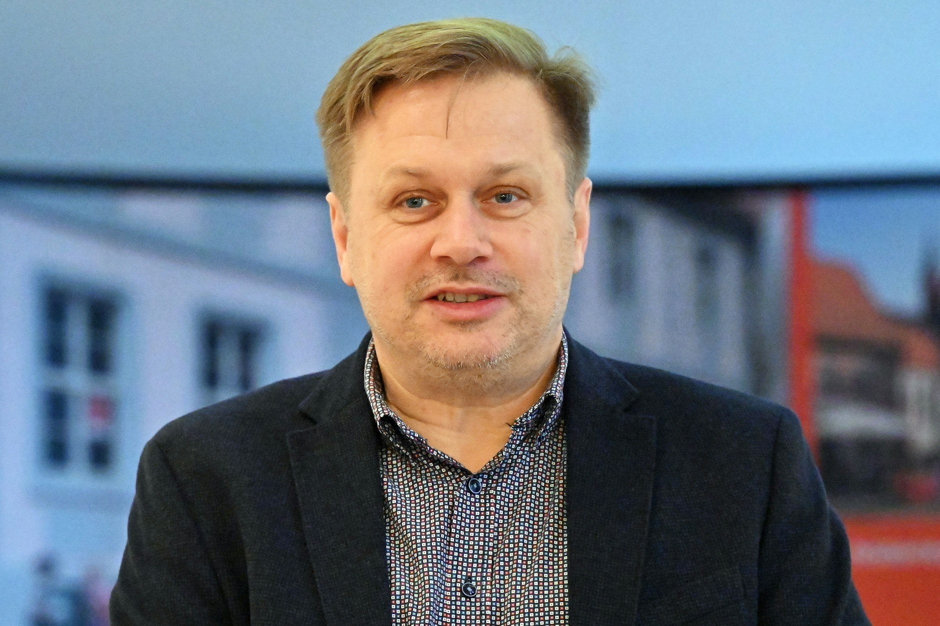 Der SPD-Kandidat Frank Steffen hat die Stichwahl zum Landrat des brandenburgischen Kreises Oder-Spree gegen den AfD-Bewerber  Galla mit 52,4 Prozent der Stimmen gewonnen.