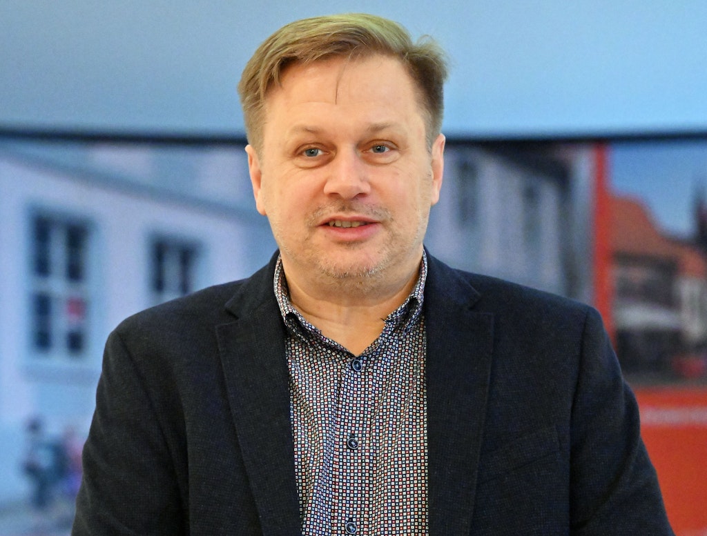 OderSpree SPDKandidat Steffen siegt bei LandratsStichwahl gegen AfD