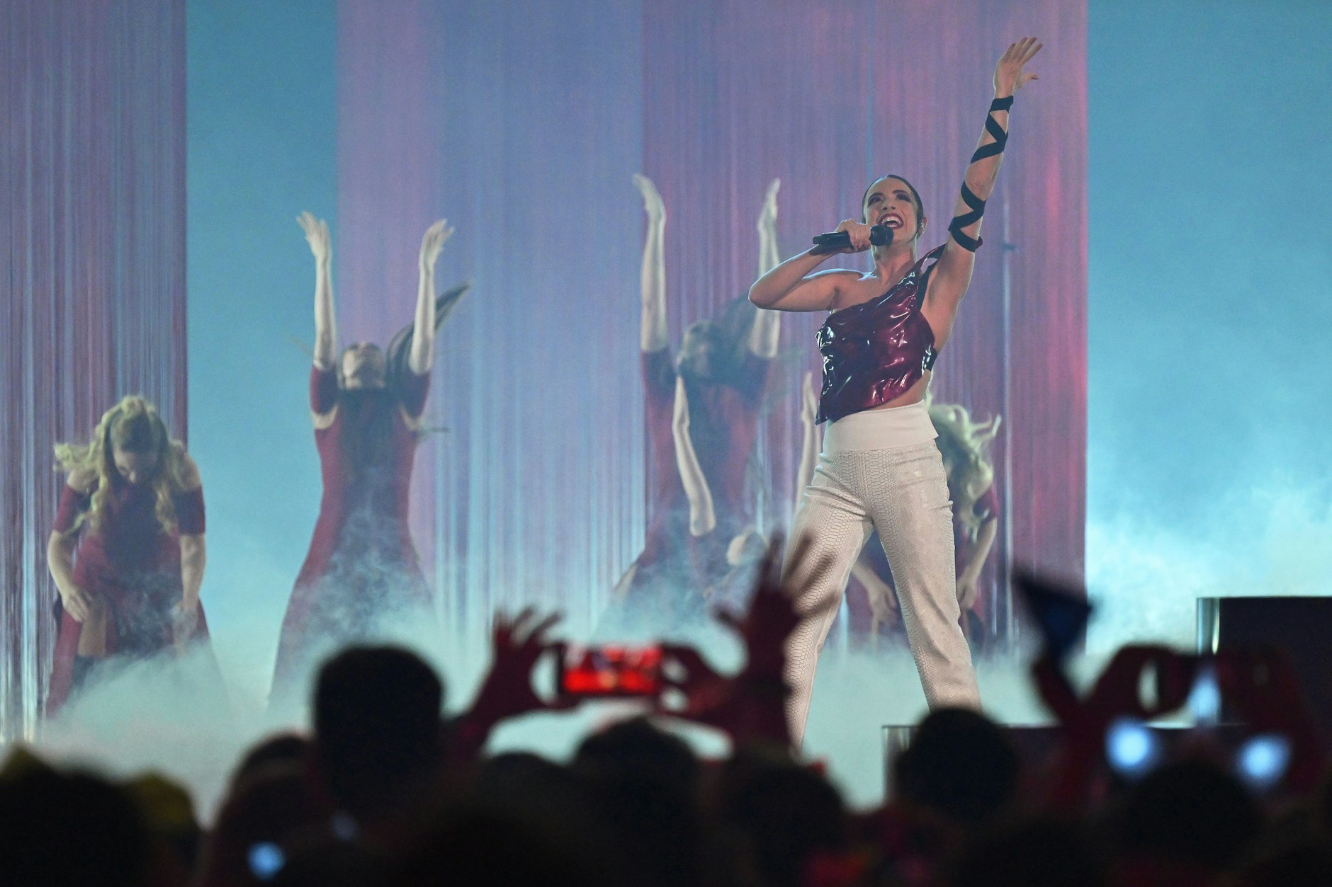 Platz 17 ging an Spanien für den „Eaea“-Song der Sängerin Blanca Paloma.