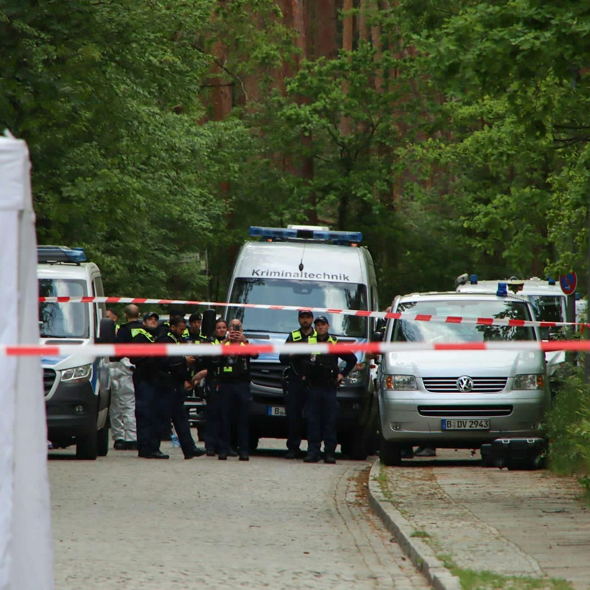 Update! Eigene Kinder sollen Mann in Berlin-Gatow getötet haben: zwei Jugendliche in U-Haft!