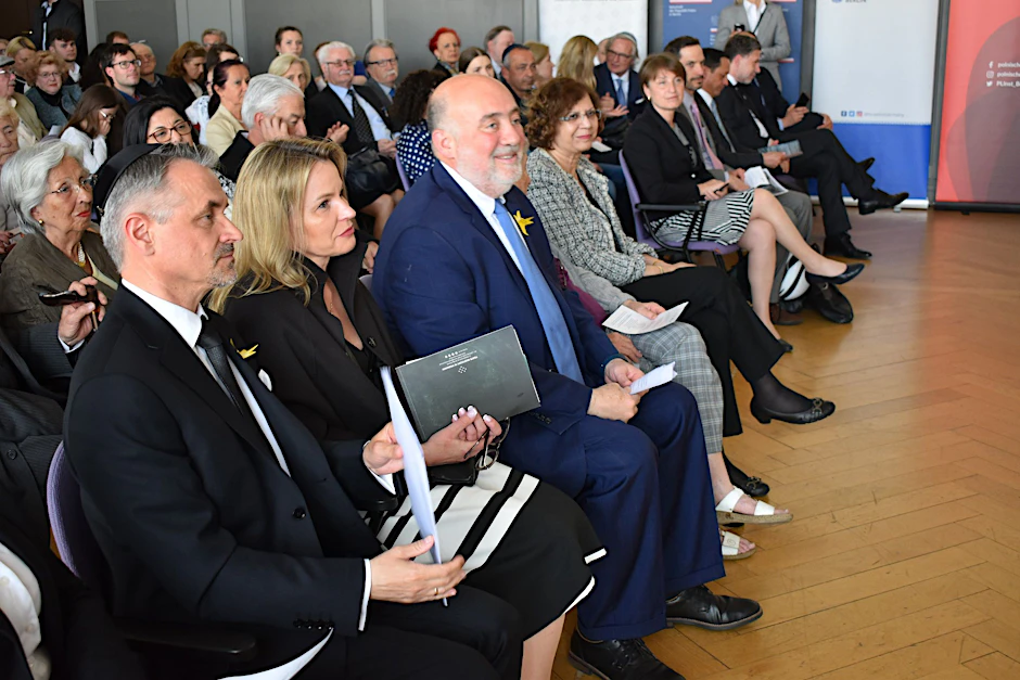 Polens Botschafter Dariusz Pawlos (l.) und Israels Botschafter Ron Prosor (r.)