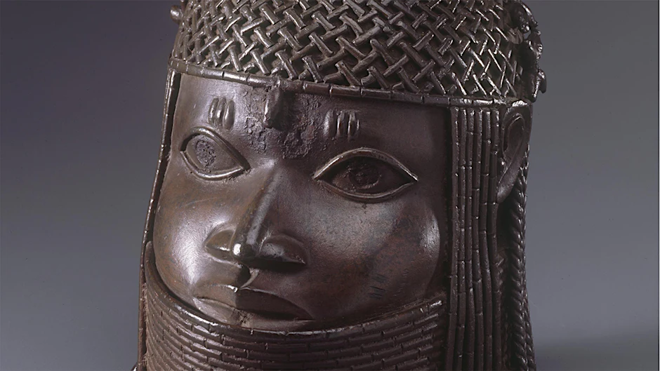 Ein Gedenkkopf für einen Oba aus der Sammlung des Museums für Anthropologie und Archäologie der Universität Cambridge, die eigentlich am 16. Mai zurückgegeben werden sollte.