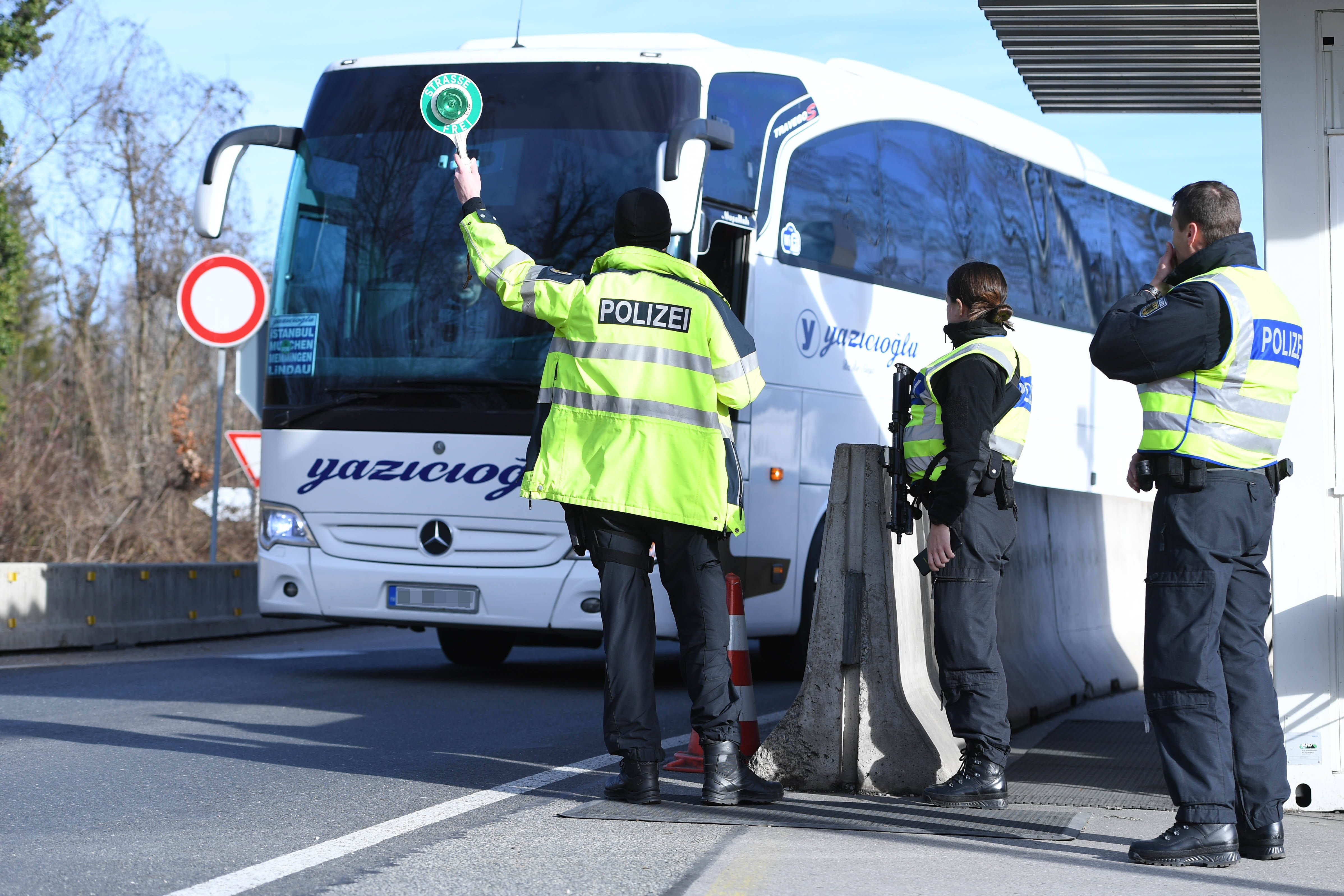 Irreguläre Migration: Kontinuierliche Grenzkontrollen Verstoßen Gegen ...