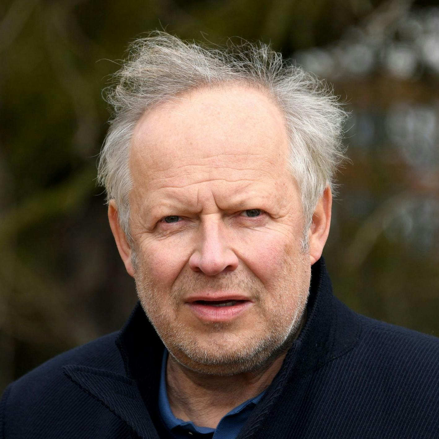 Der Schauspieler Axel Milberg sagt: „Vergisst man ja manchmal, dass die Verwandlung die eigentliche Arbeit eines Schauspielers ist.“ (Archivfoto) 