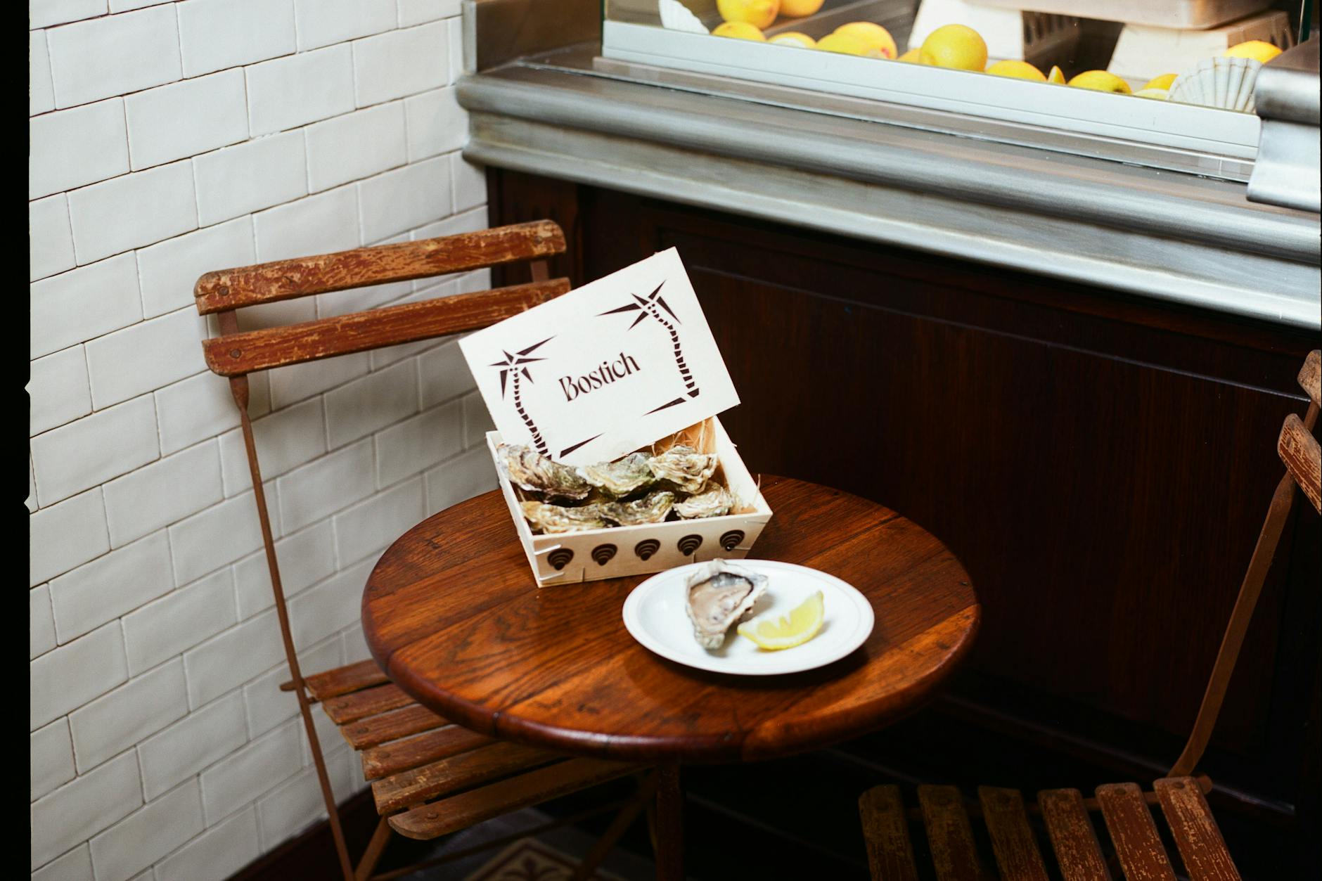 Täglich frische Meeresfrüchte, Hummer und Austern.