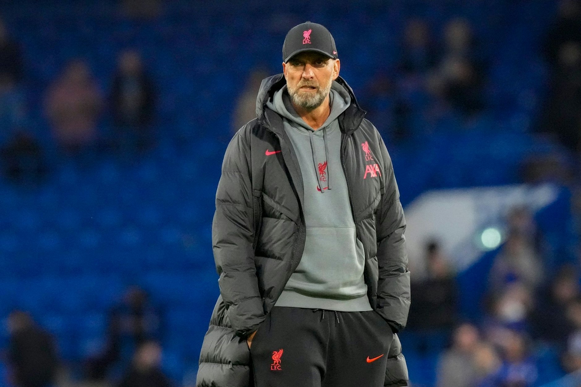 Jürgen Klopp, Trainer des FC Liverpool, muss sich das nächste Spiel von der Tribüne anschauen. 