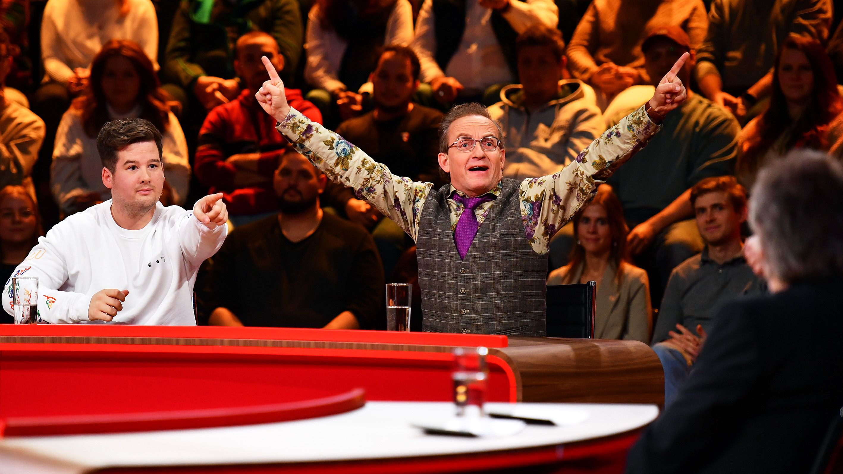 Image - Einfach 500 Euro verdienen: SO schicken Sie Fragen an „Genial daneben“