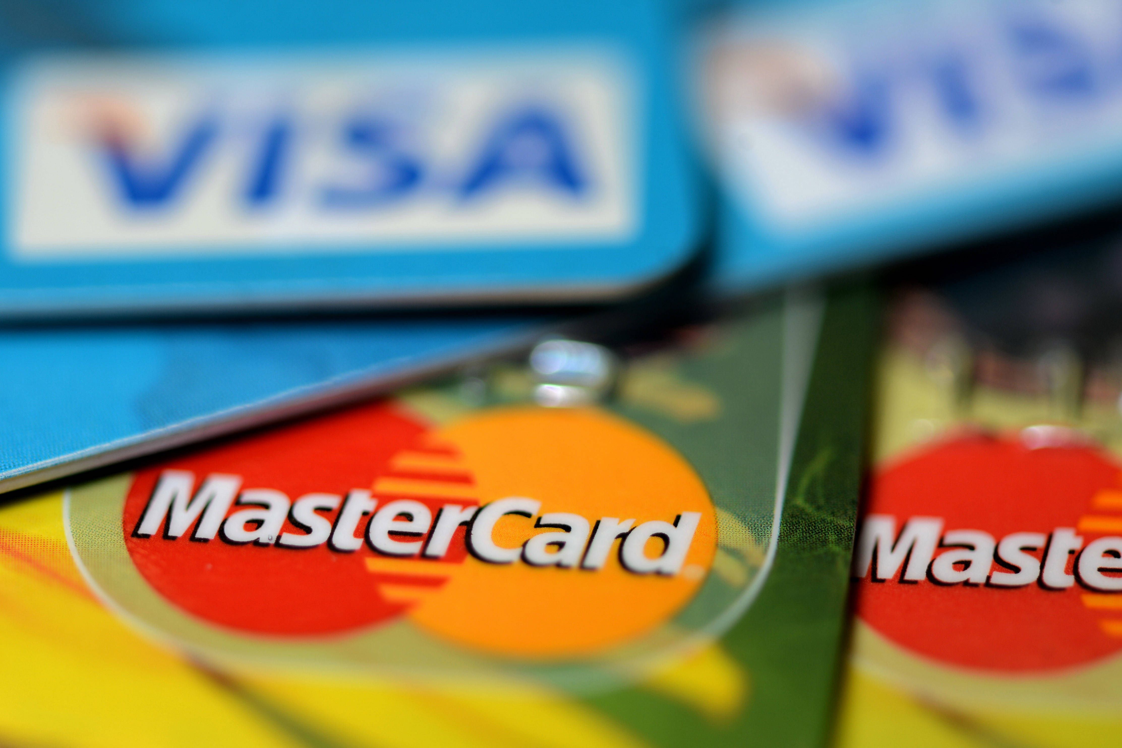 Visa und Mastercard nicht akzeptiert – Debitkarten stressen Kunden