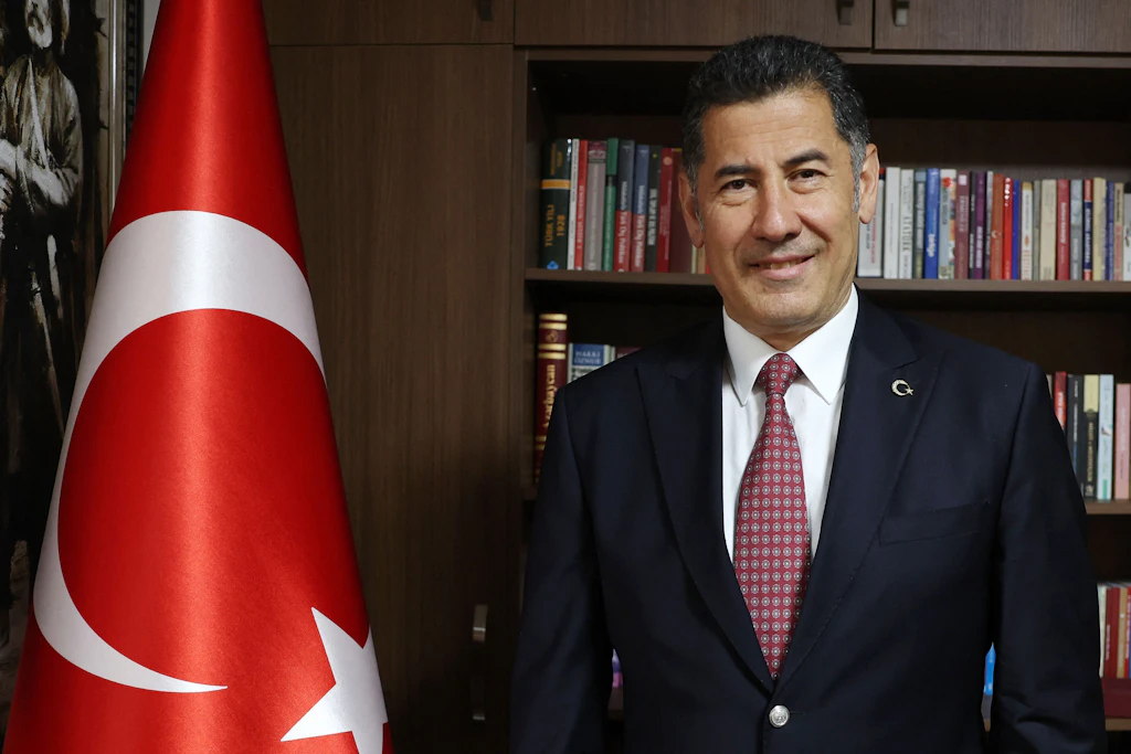 Sinan Ogan: Rechter Königsmacher mit breiter Brust