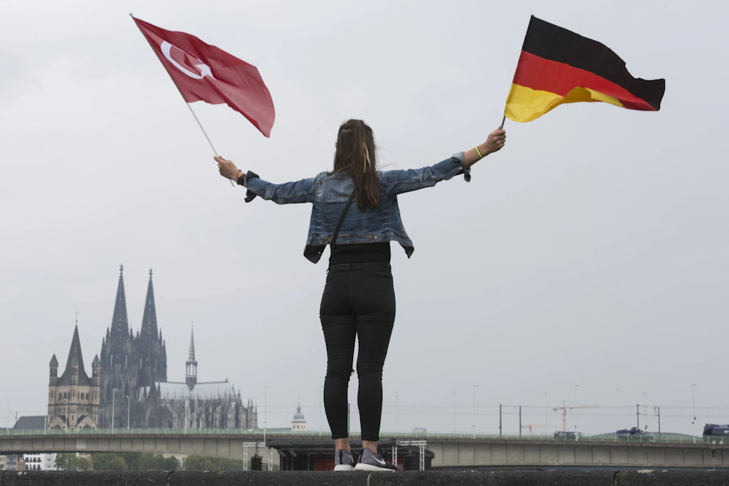 Die Deutsch-Türken wählen Erdogan als Antwort auf den anti-muslimischen Rassismus in Deutschland