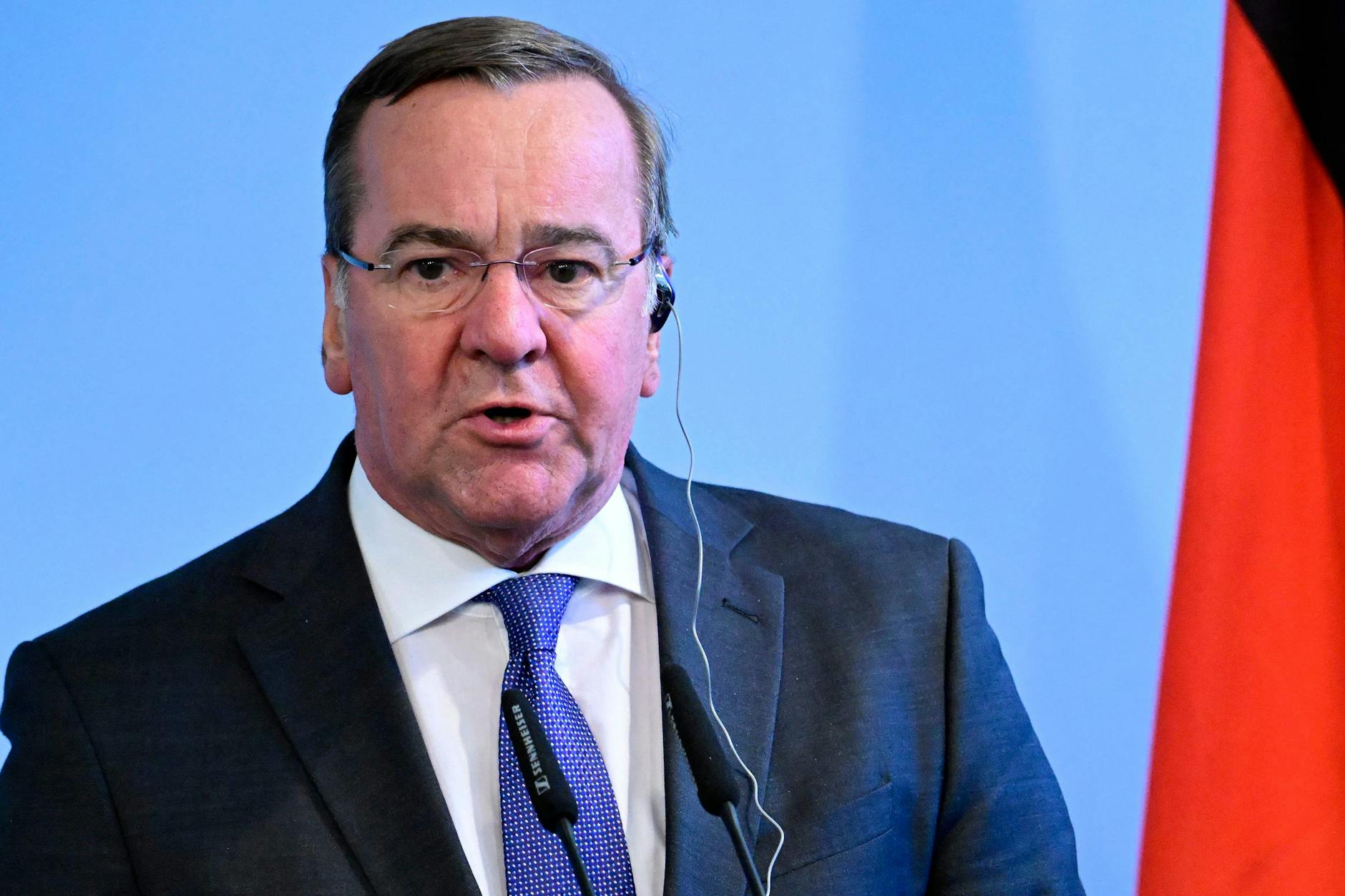 Bundesverteidigungsminister Boris Pistorius warnt vor einem Ende der Waffenlieferungen an die Ukraine.