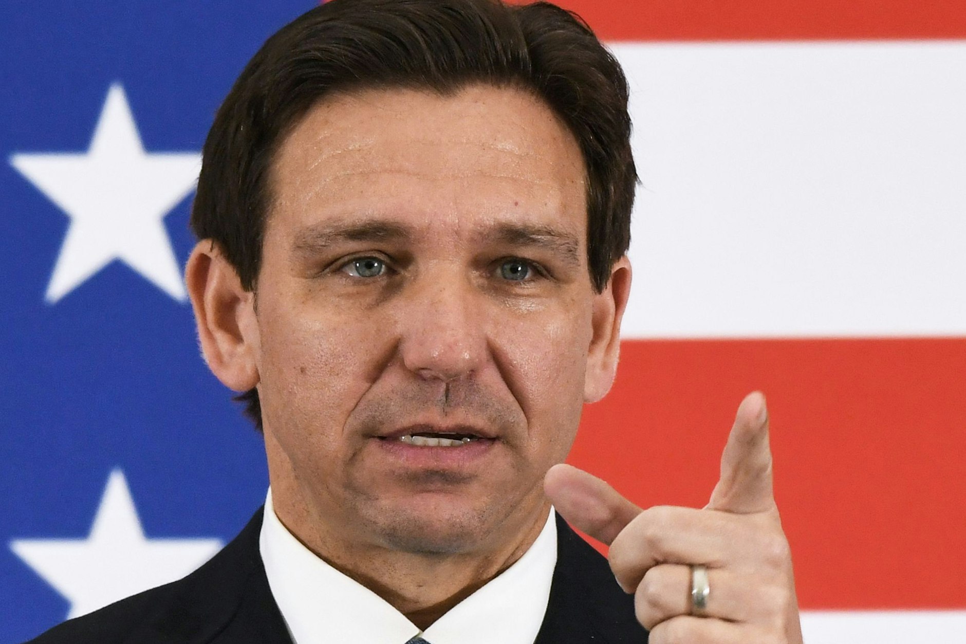 Floridas Gouverneur Ron DeSantis gilt als möglicher parteiinterner Konkurrent von Trump bei den Republikanern im Rennen um die Präsidentschaftskandidatur.