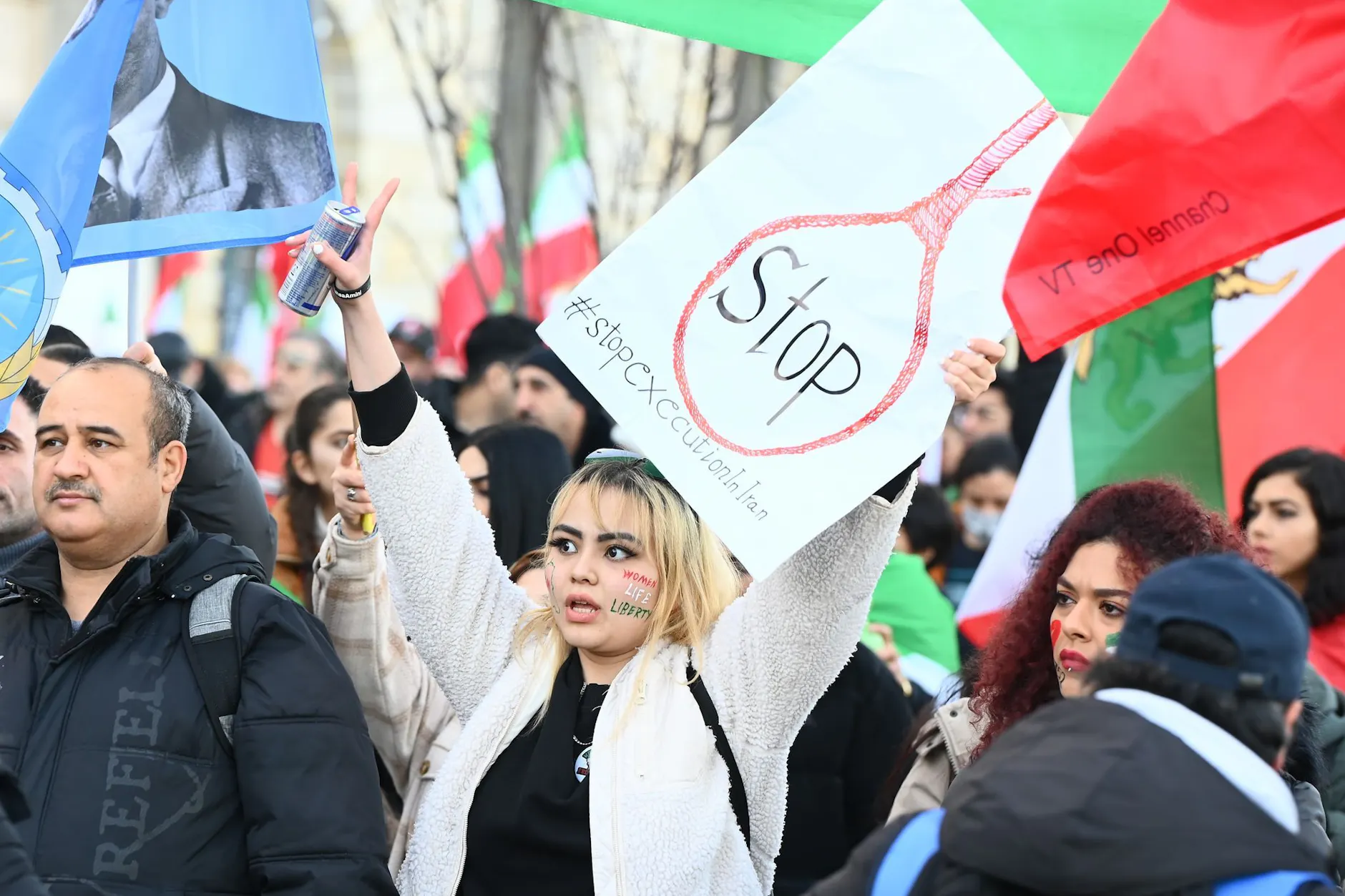 Trotz aller weltweiter Proteste – die Hinrichtungen im Iran gehen weiter.