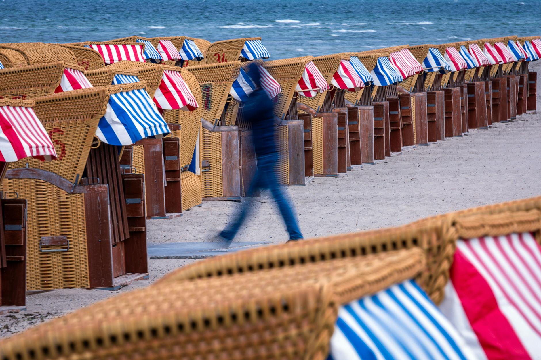 Strandkörbe an Nord- und Ostsee werden zum Teil deutlich teurer.