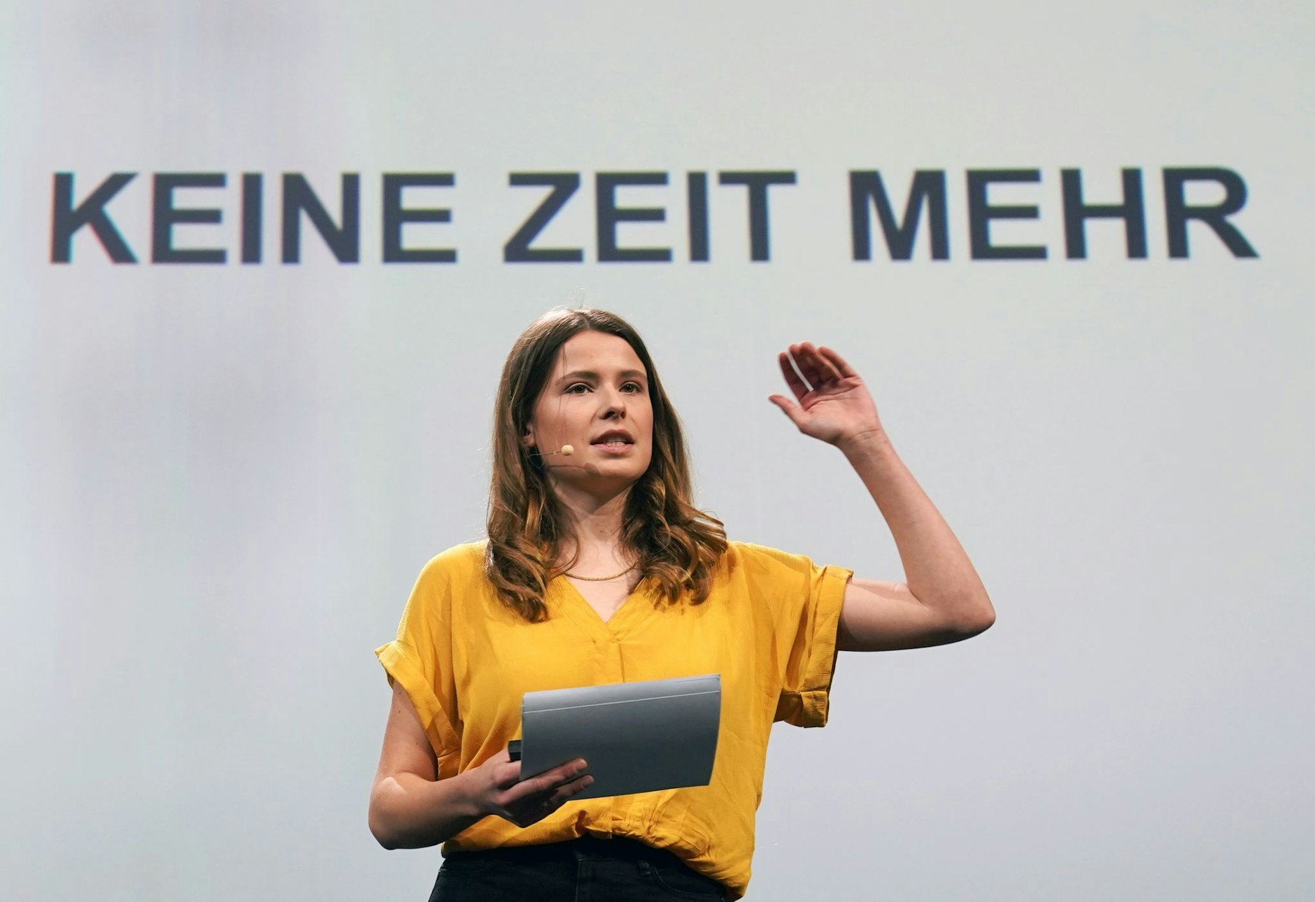 Aktivistin Luisa Neubauer setzt sich für den Klimaschutz ein.  