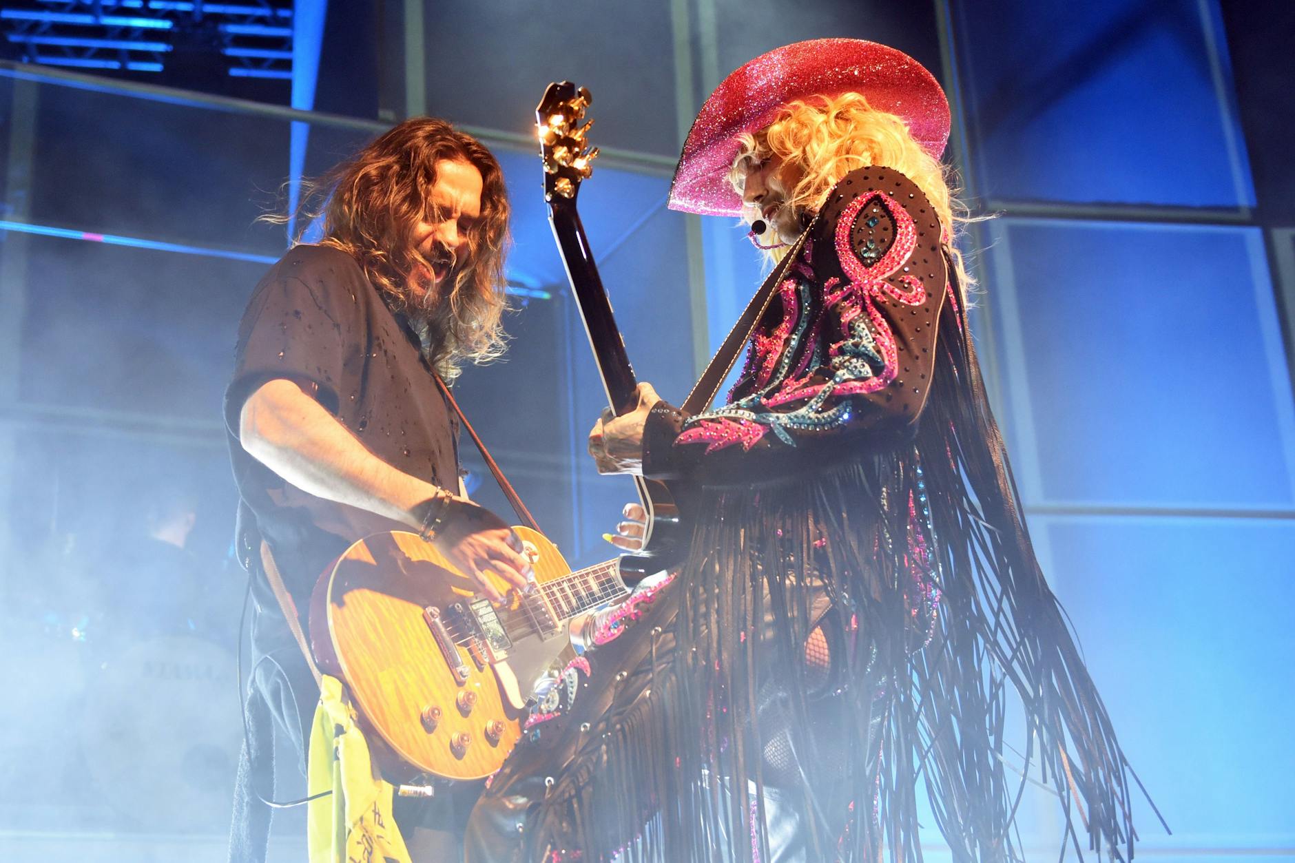 Tom (l.) und Bill Kaulitz von Tokio Hotel beim Berlin-Konzert im Huxleys Neue Welt