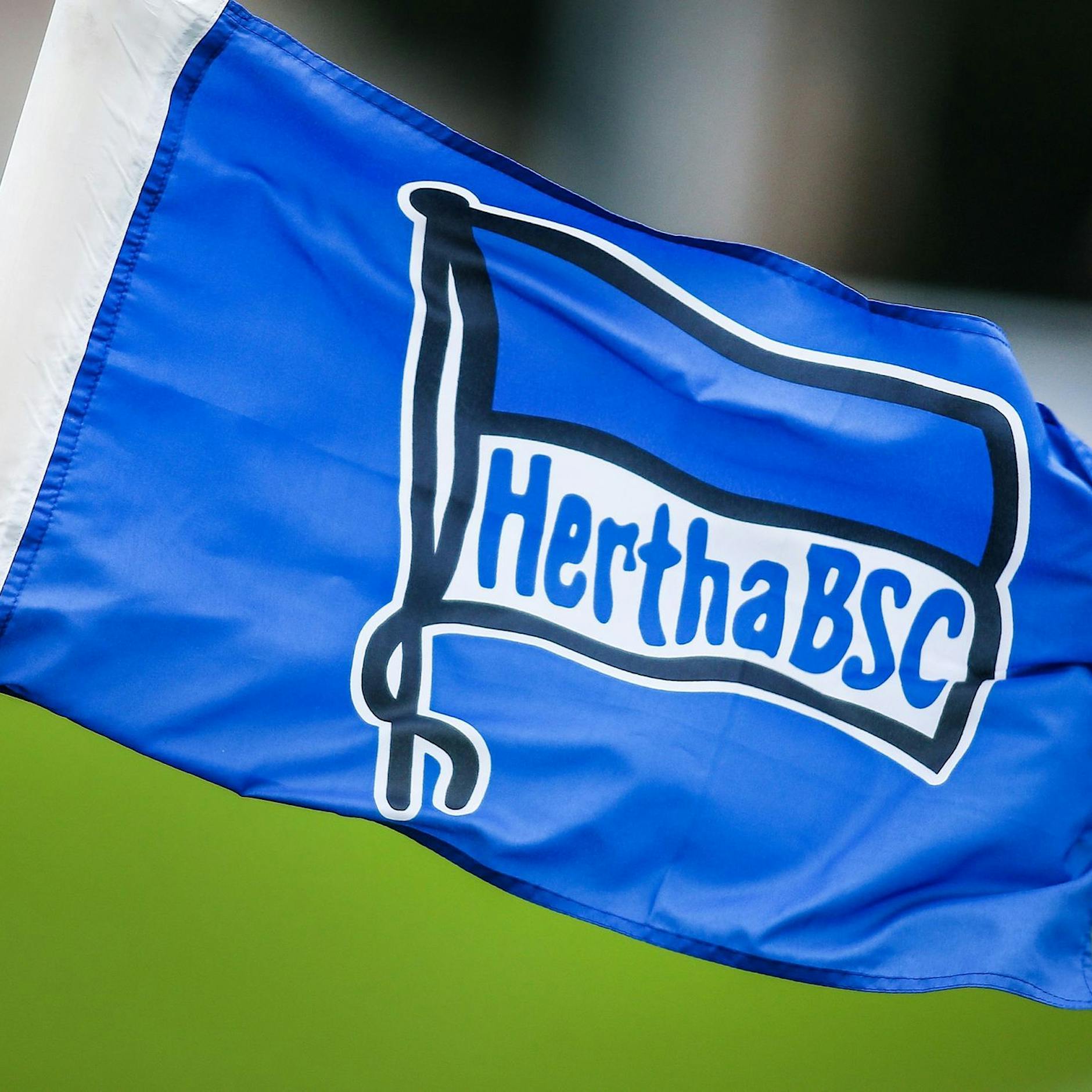 Absturz in Regionalliga droht: Hertha BSC muss 40 Mio.-Anleihe verlängern
