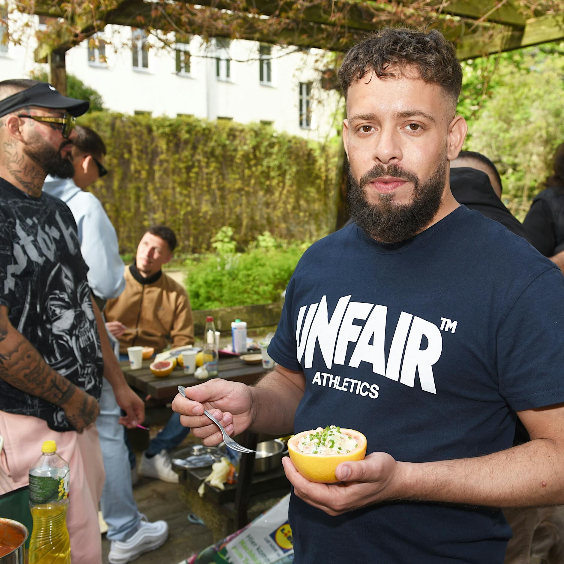 Food-Influencer Giuseppe Moi: Streetfood und HipHop im Berliner Hinterhof