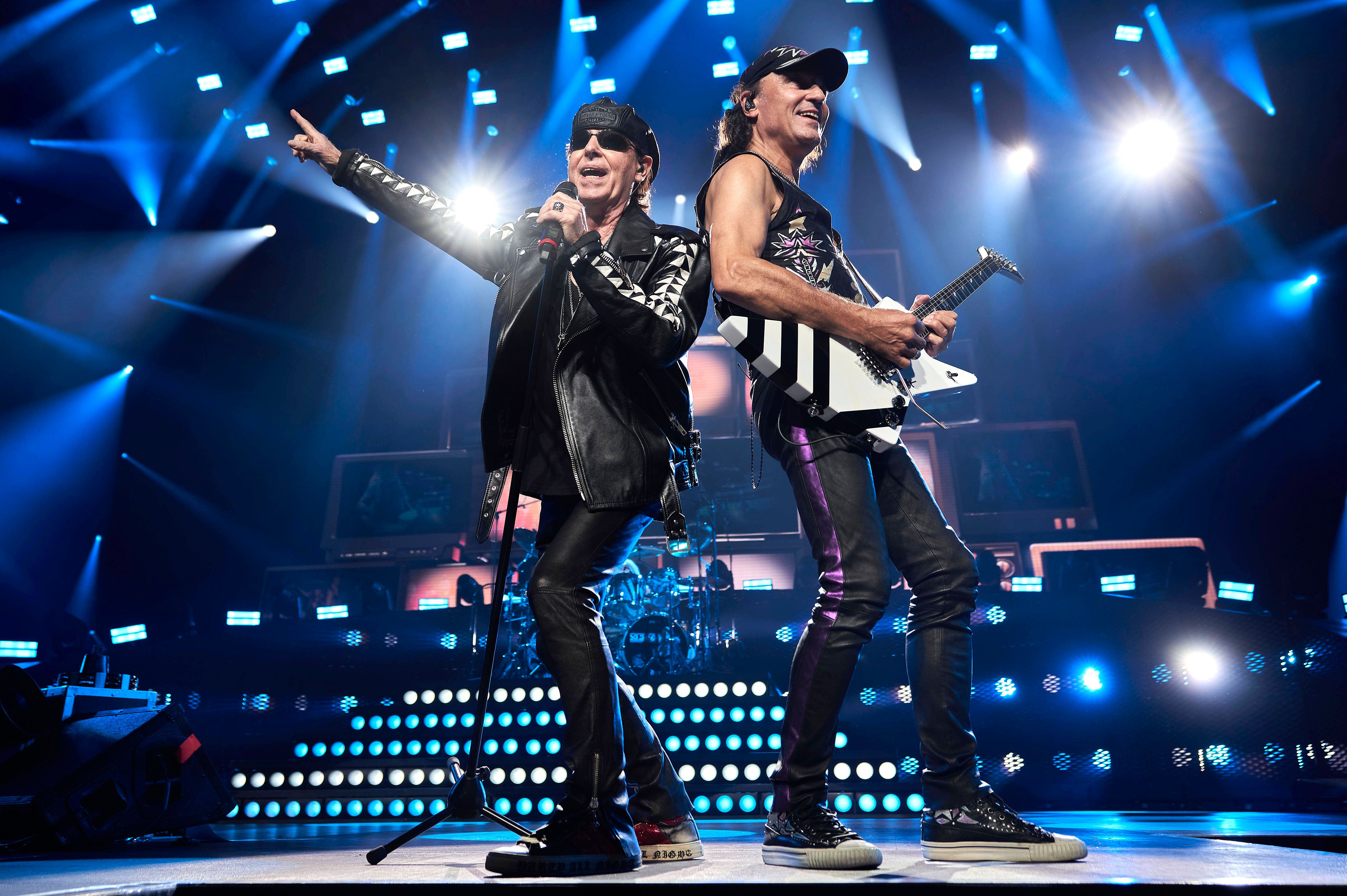 Image - Scorpions, Baustellen, Klimakleber – sie sorgen am Dienstag für Verkehrsstaus