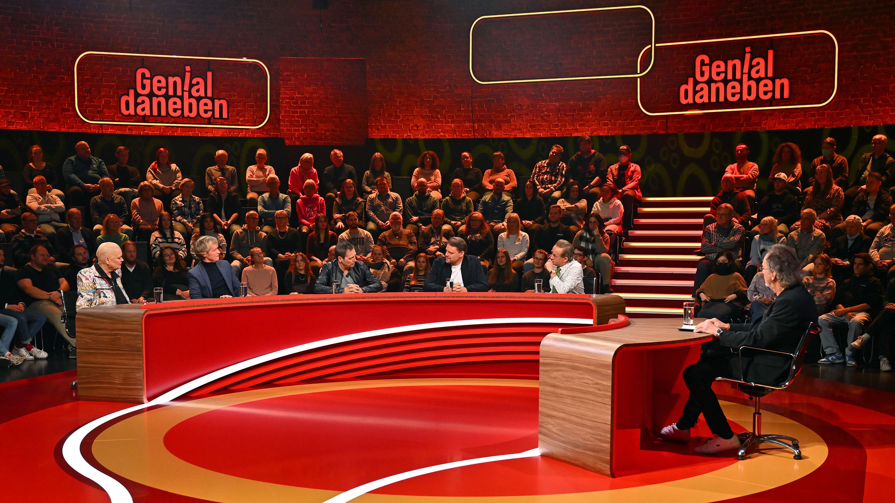 Image - „Genial daneben“-Comeback: Wird die Kult-Comedy-Show wieder abgesetzt?