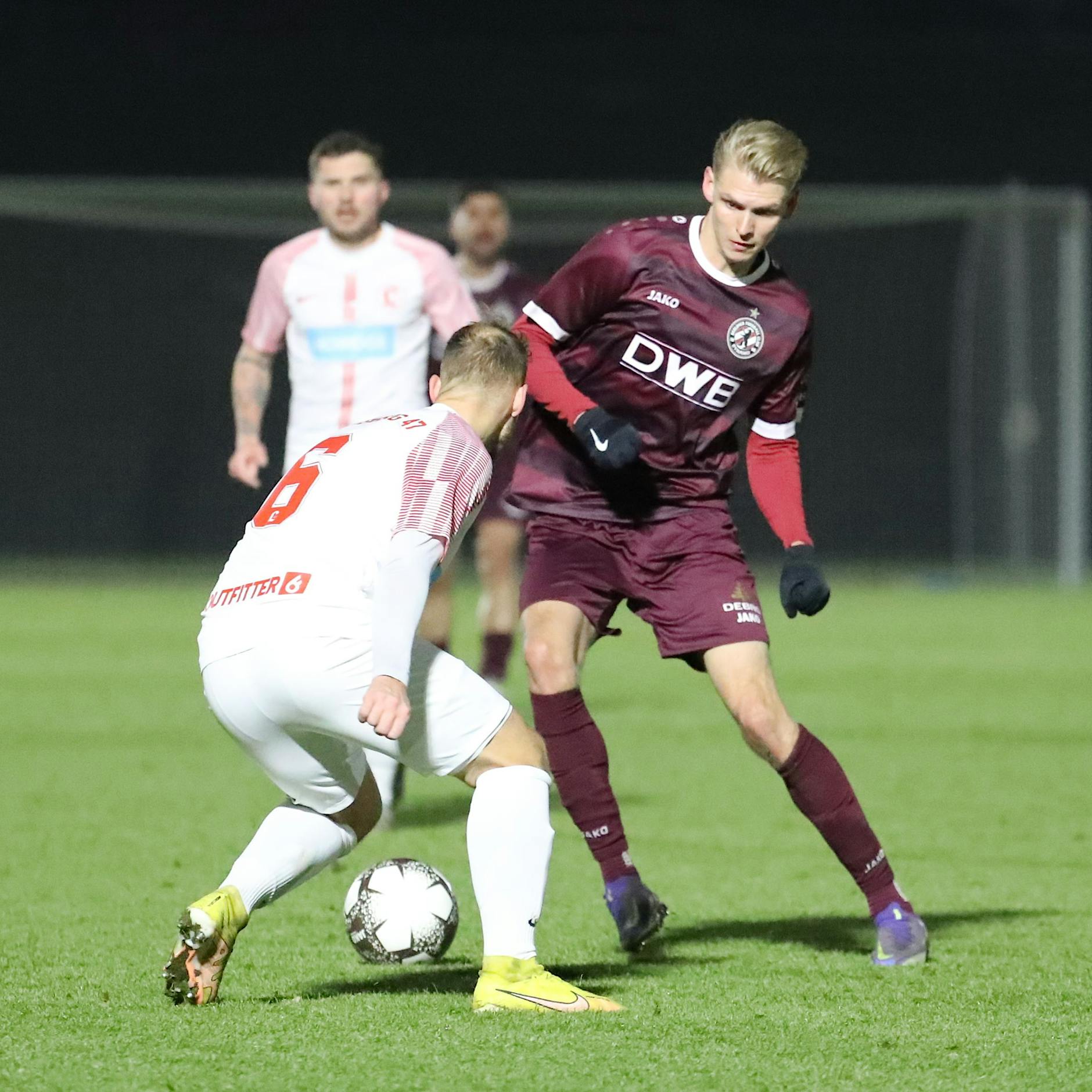 BFC Dynamo: Weinrot-weiße Karawane nach Lichtenberg zu 47