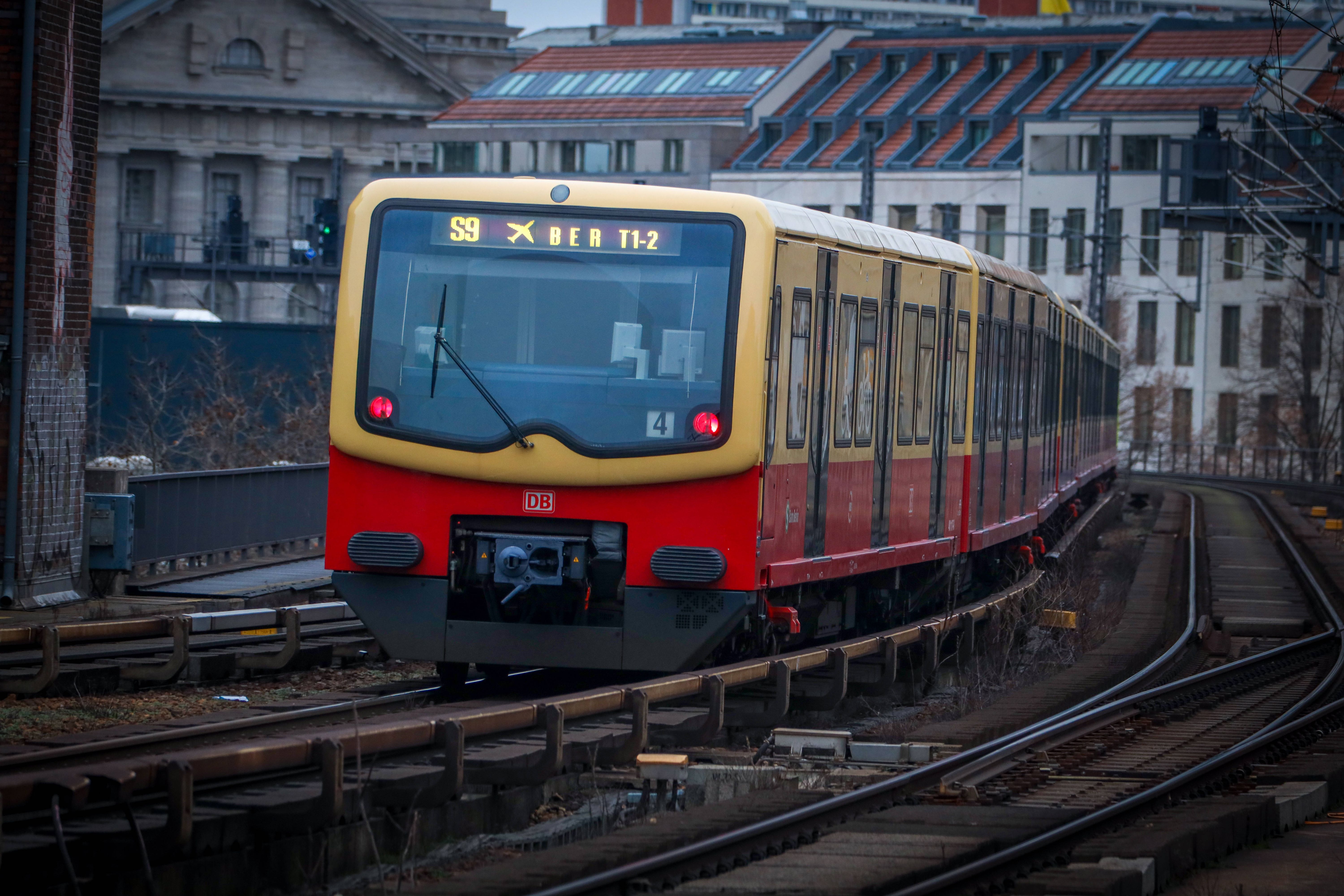 S-Bahn Berlin: Weiterhin Ausfälle Und Störungen