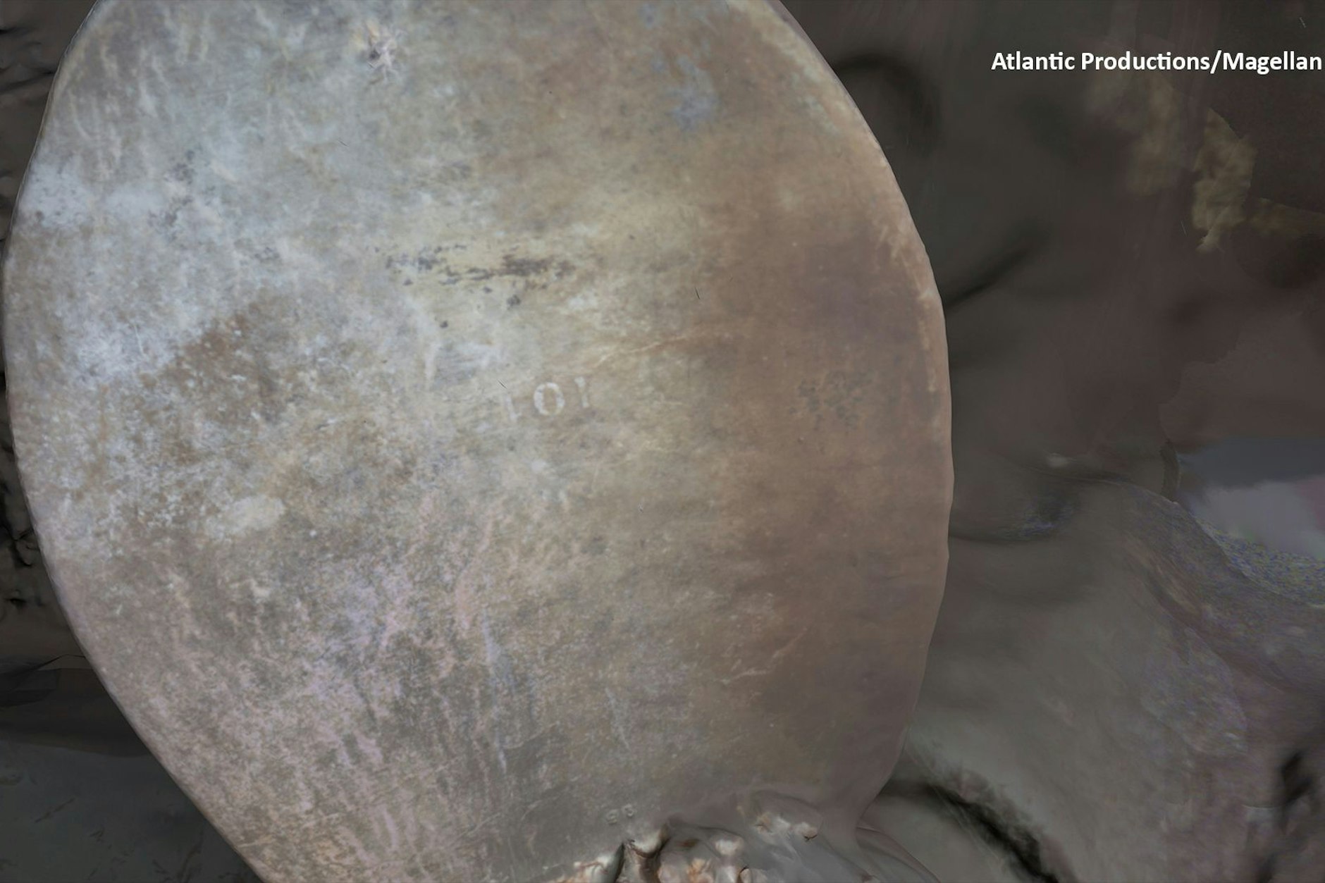 Diese von Atlantic/Magellan veröffentlichte Aufnahme eines digitalen Scans, der mit Hilfe von Tiefseekartierungen erstellt wurde, zeigt einen Teil der Schiffsschraube der Titanic in knapp 4000 Metern Tiefe auf dem Grund des Atlantiks.