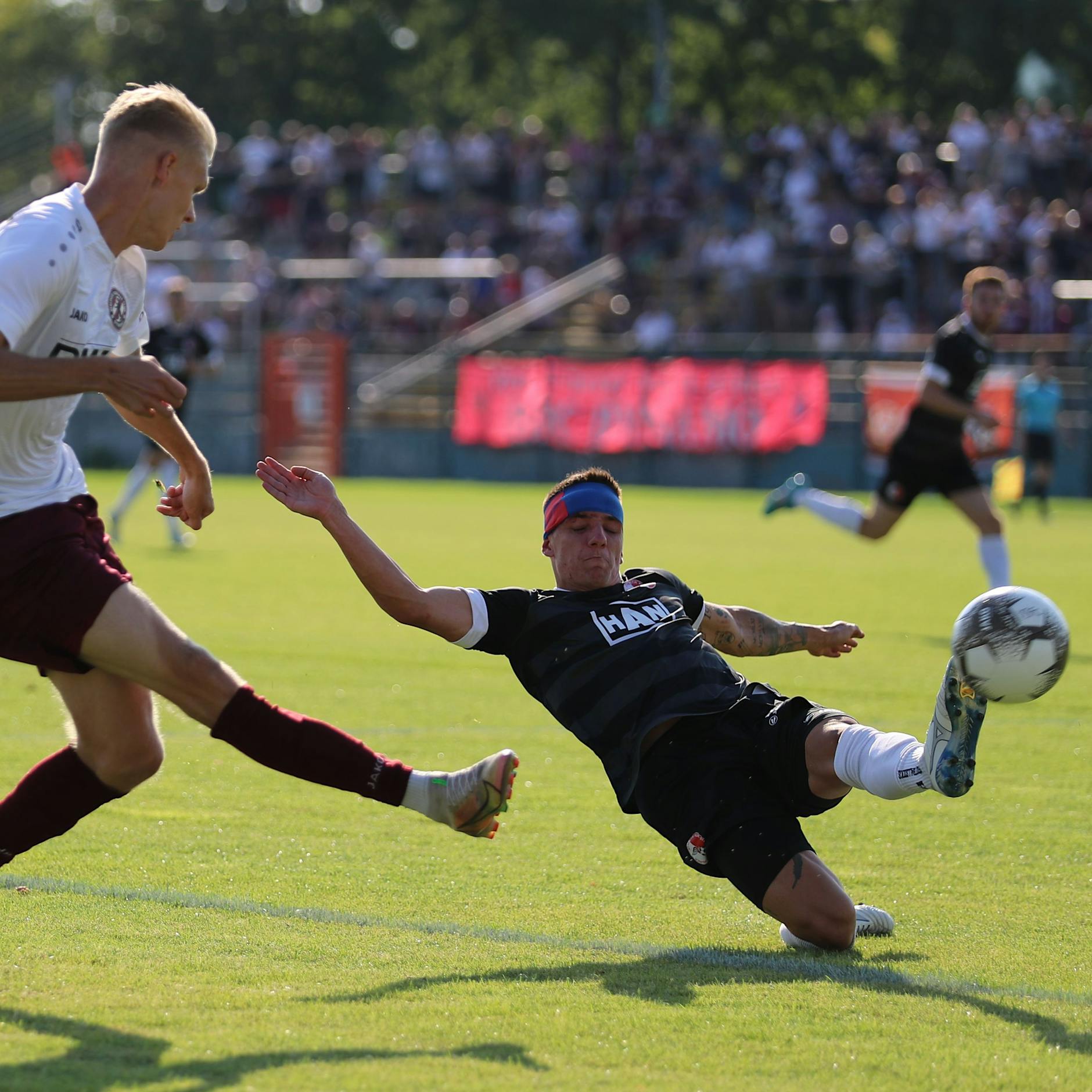 Keine Feier ohne Meyer! BFC Dynamo baggert an Ben Meyer vom BAK