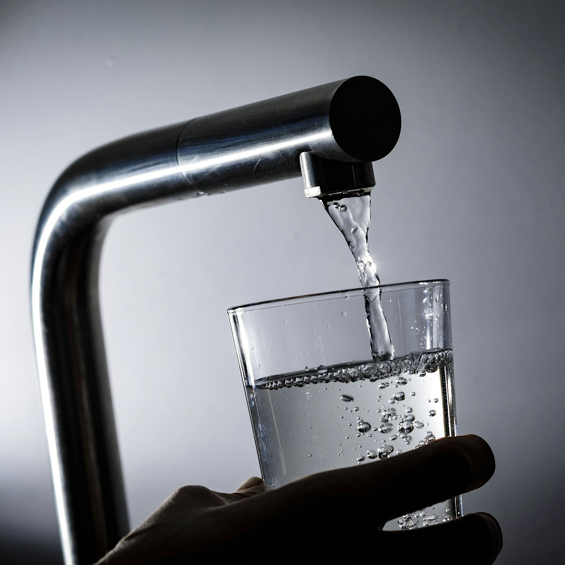 Kommunale Versorger warnen: Trinkwasser könnte teurer werden