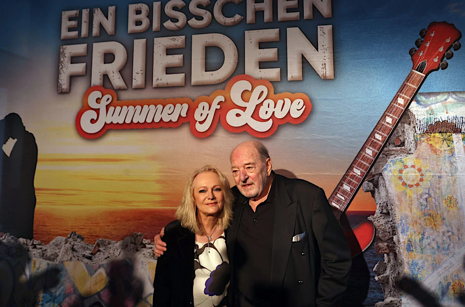 Sängerin Nicole und Produzent Ralph Siegel freuen sich auf die Musical-Premiere.  