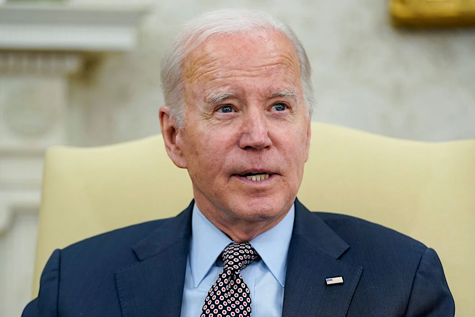 US-Präsident Joe Biden bei einem Treffen mit dem Sprecher des Repräsentantenhauses, Kevin McCarthy.  