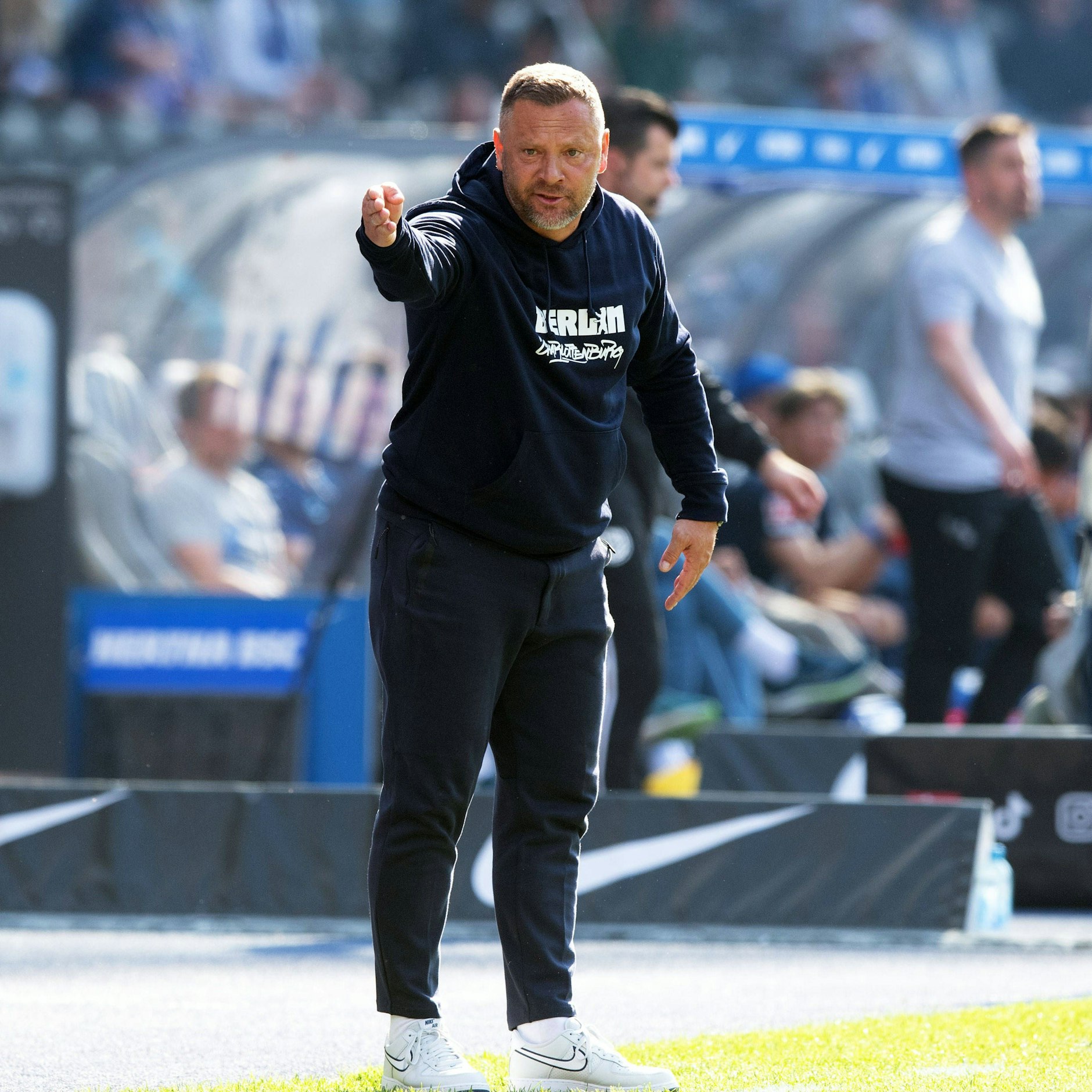 Gibt Herthas Trainer Pal Dardai auch nächste Saison die Kommandos an der Seitenlinie?