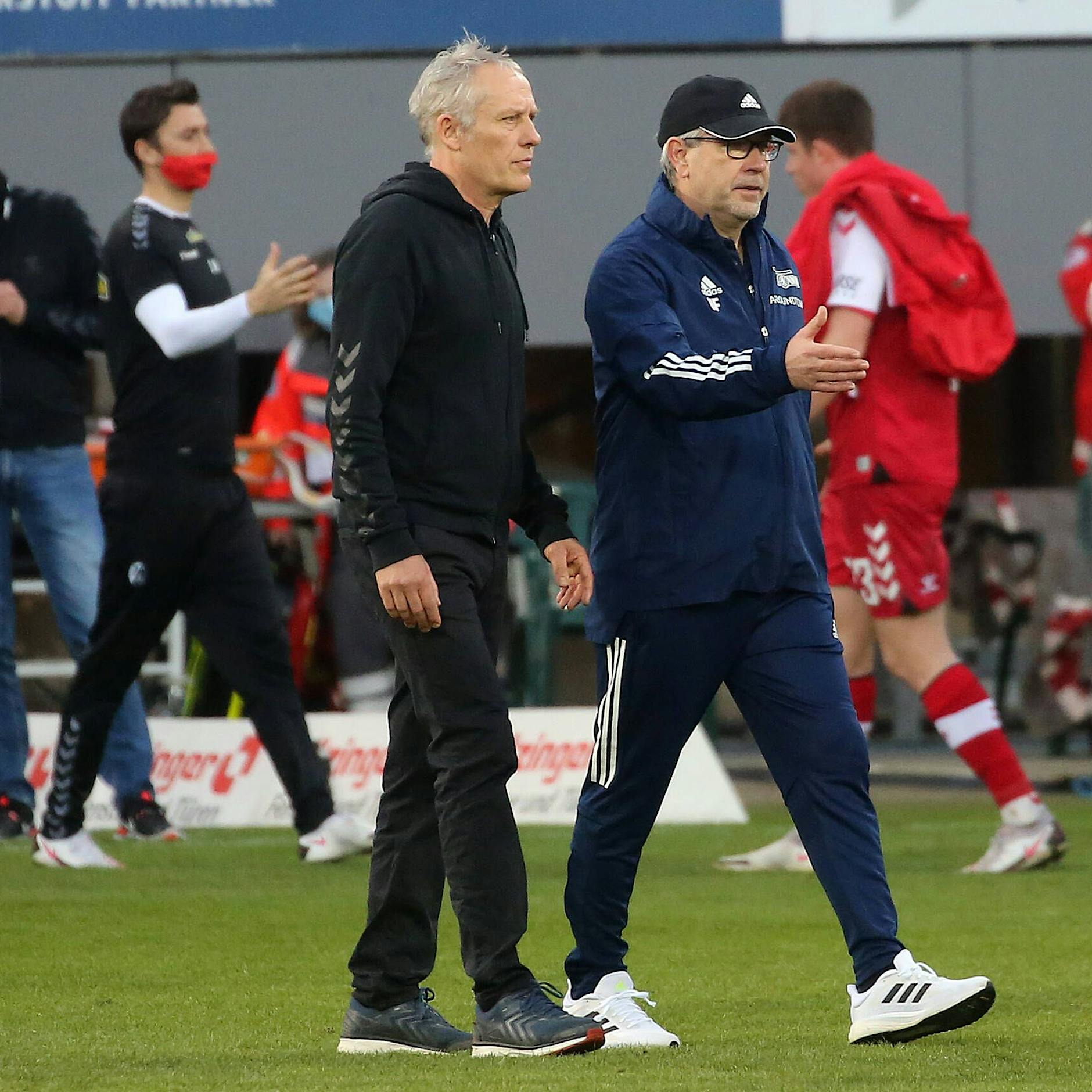 Duell der Trainer-Titanen: Königskrone für Unions Fischer oder Freiburgs Streich?