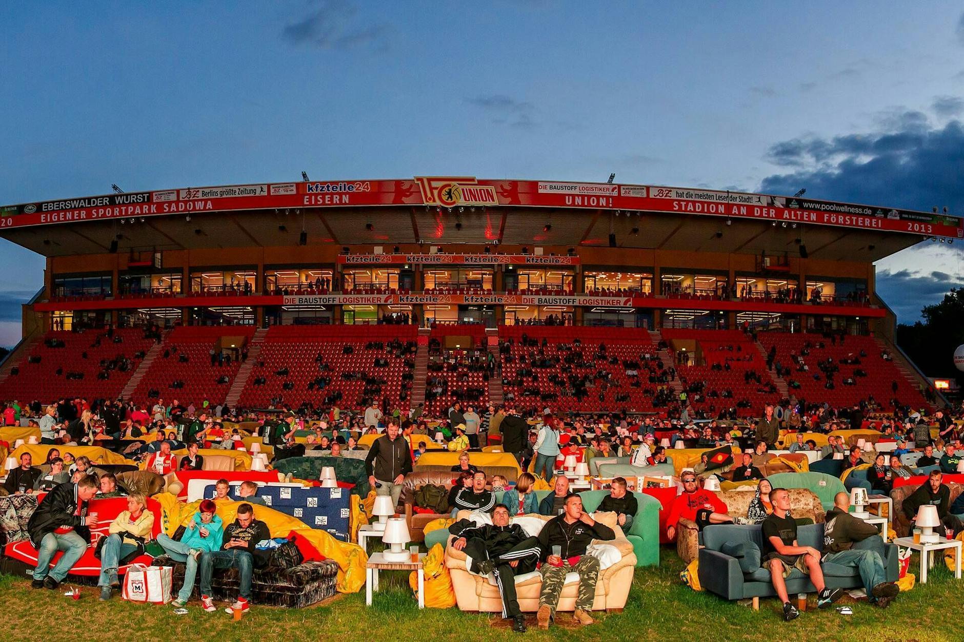 Public Viewing im Stadion An der Alten Försterei während der WM 2006
