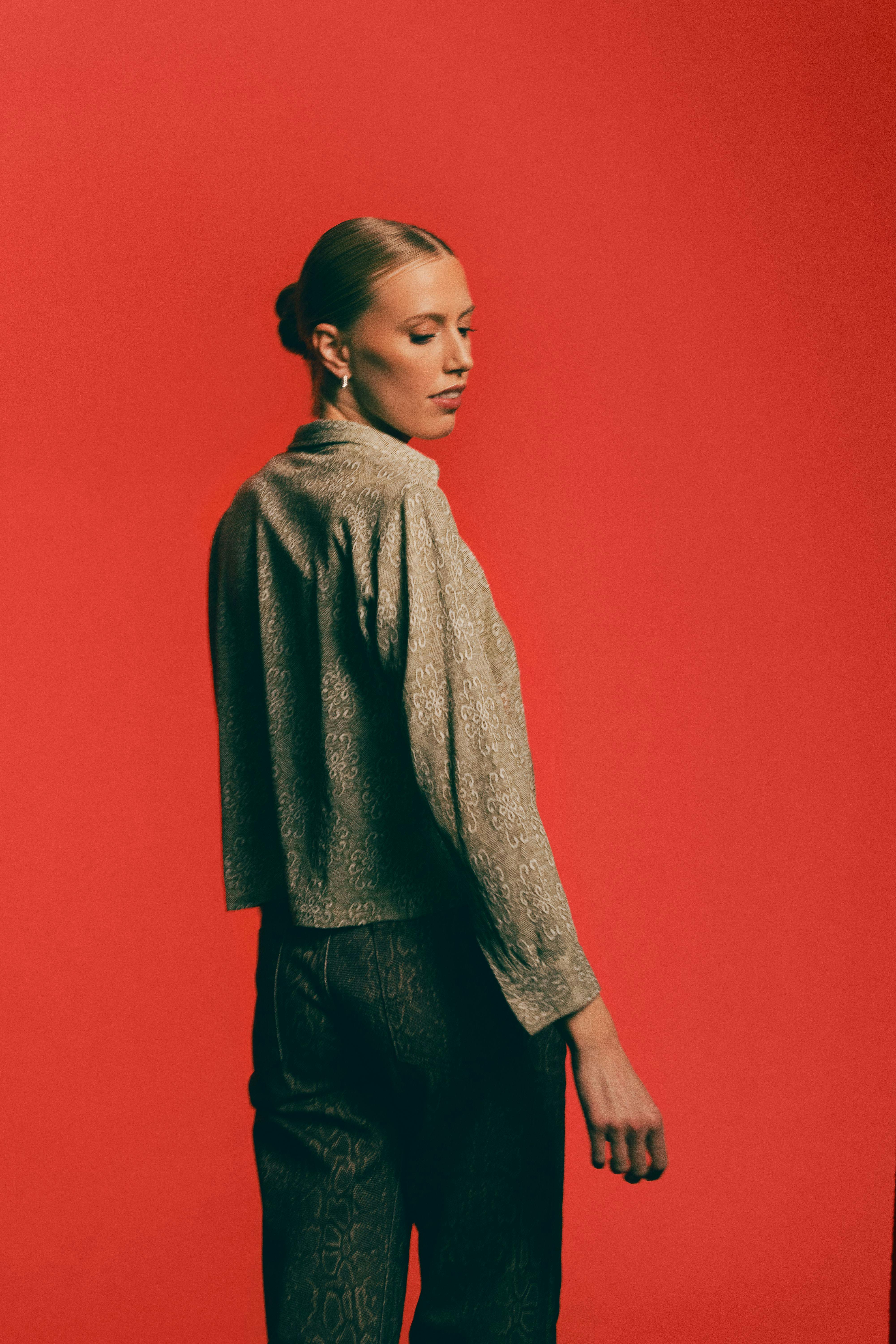 Leas Welt: Die Sängerin Lea und das Drama um ihr Berlin-Album ...