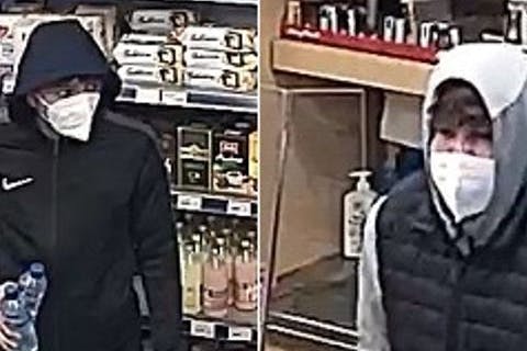 Die Polizei fragt: Wer kennt diese Männer?