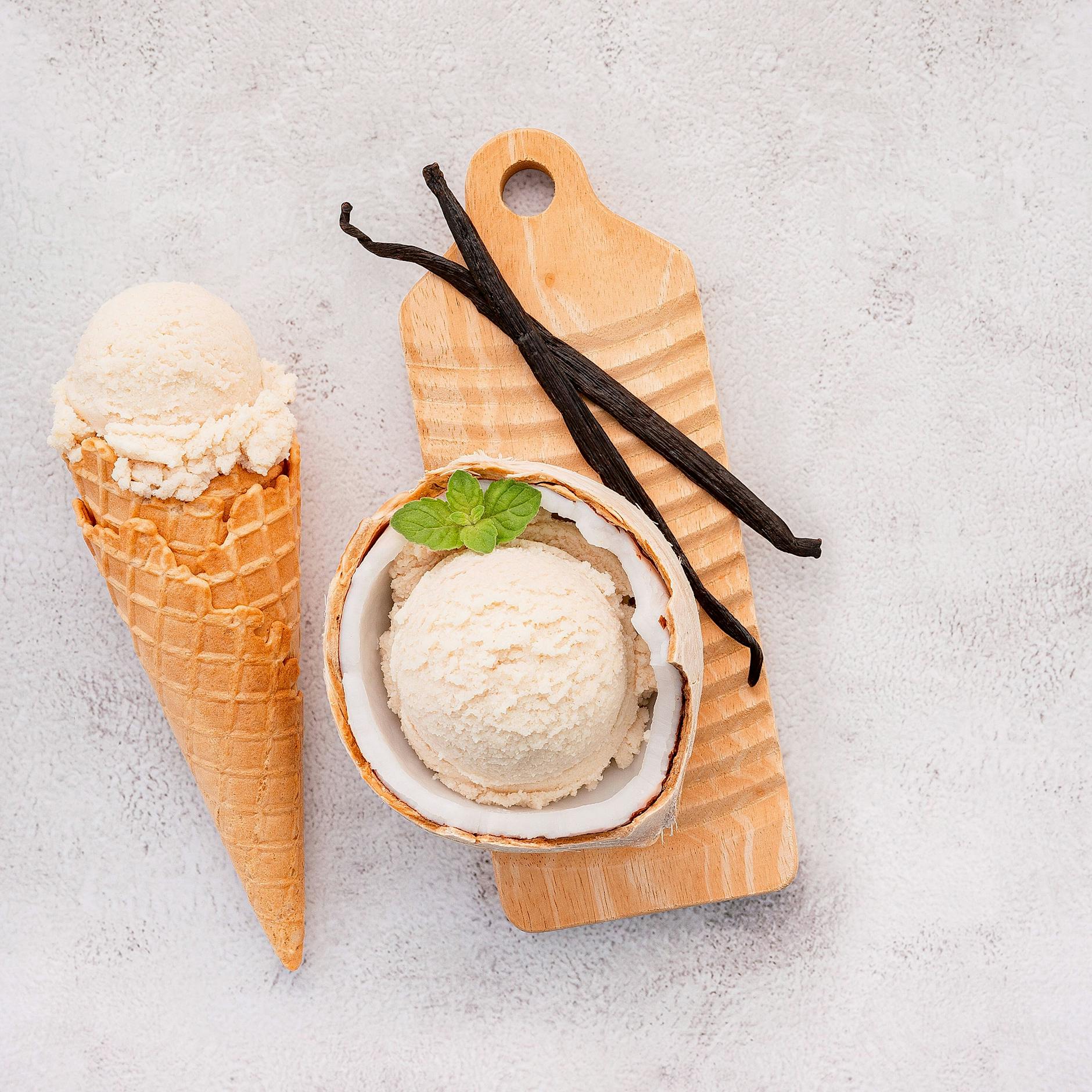 Geniales Rezept für Vanilleeis ohne Eismaschine: So einfach und gut