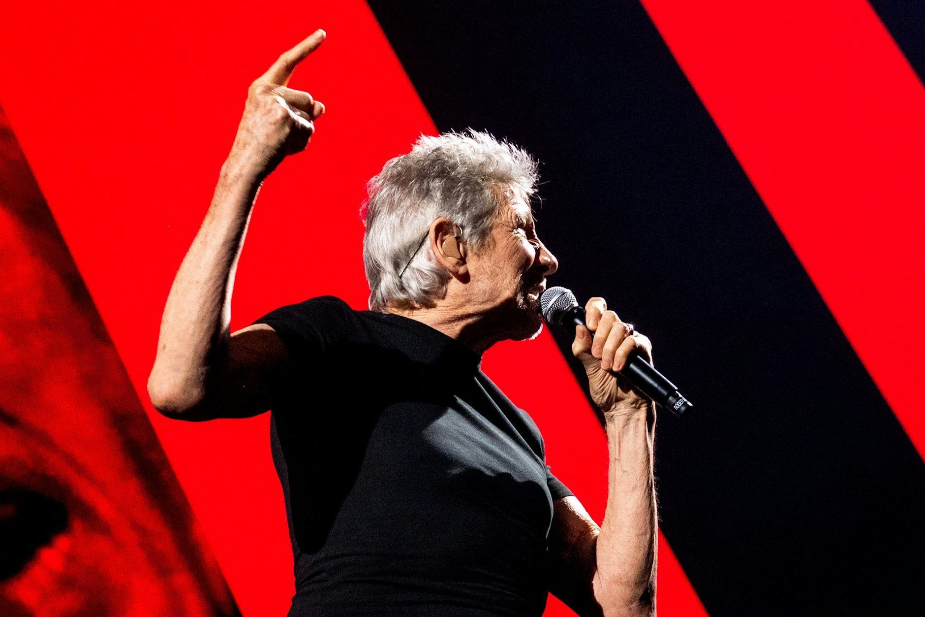 Gegen Musiker Roger Waters ermittelt nun die Berliner Polizei.