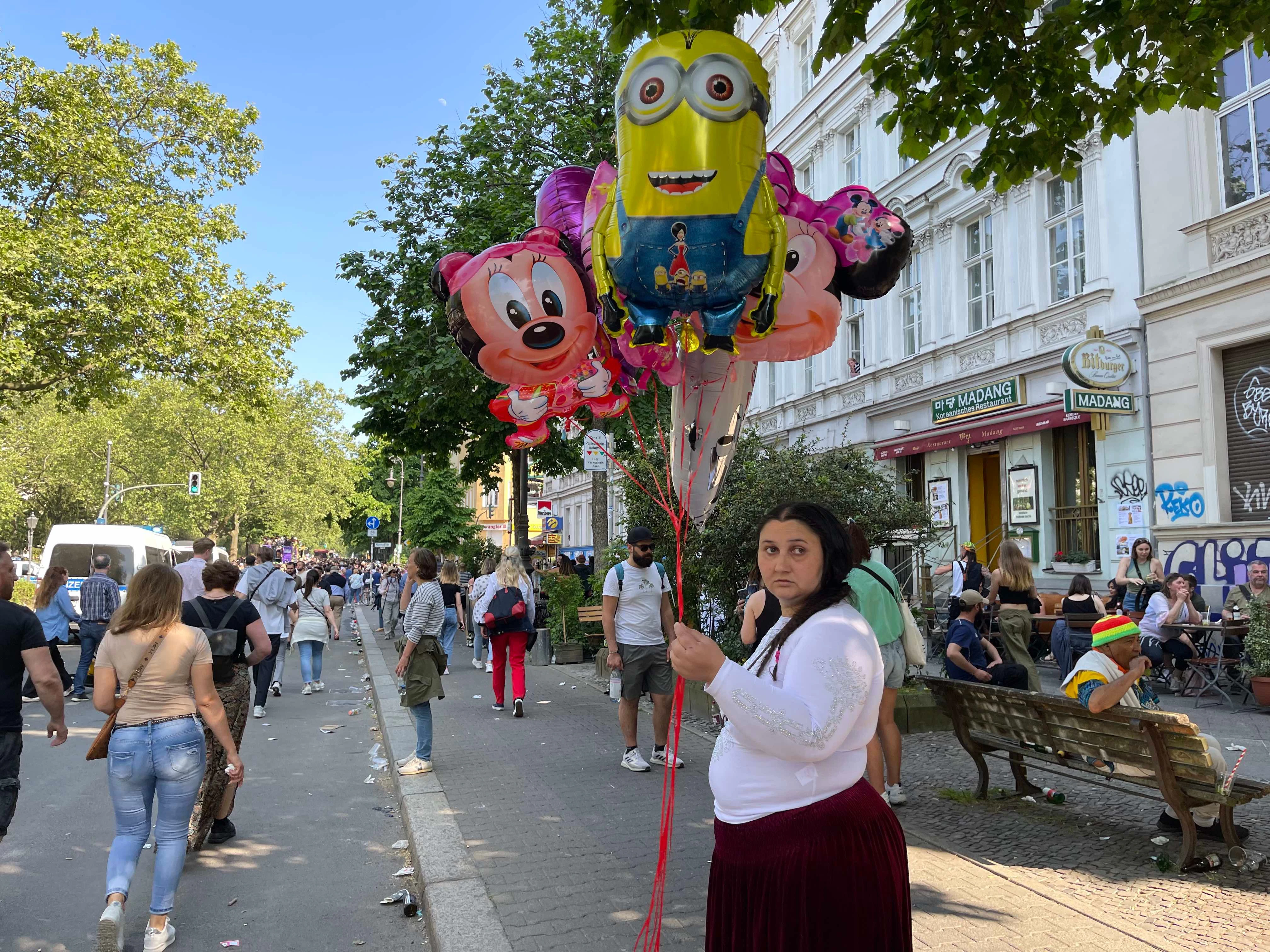Wer möchte einen Ballon kaufen?