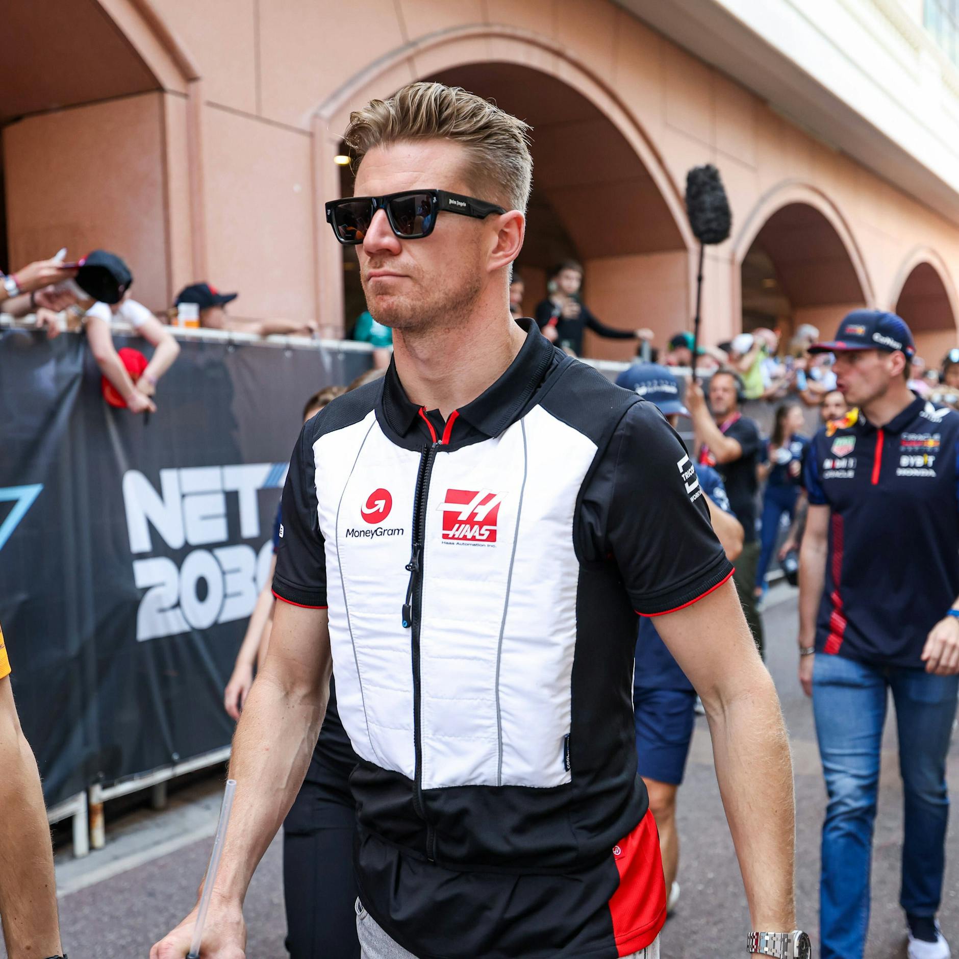 Haas-Pilot Nico Hülkenberg hatte mal wieder Pech und baute einen Unfall.