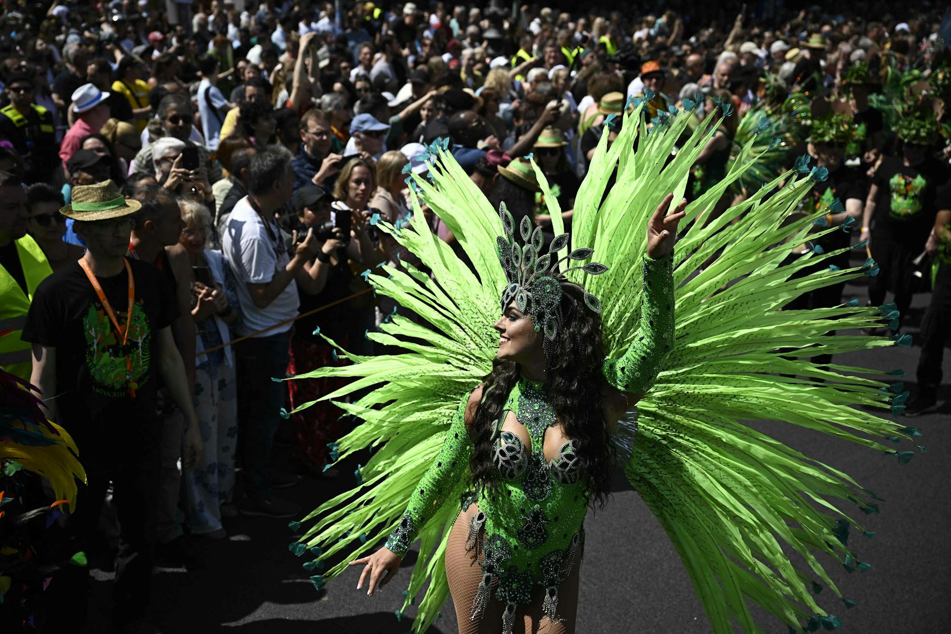 Sommer, Sonne und Karneval der Kulturen: Diesen Sonntag ist der brasilianische Samba in Berlin-Kreuzberg.