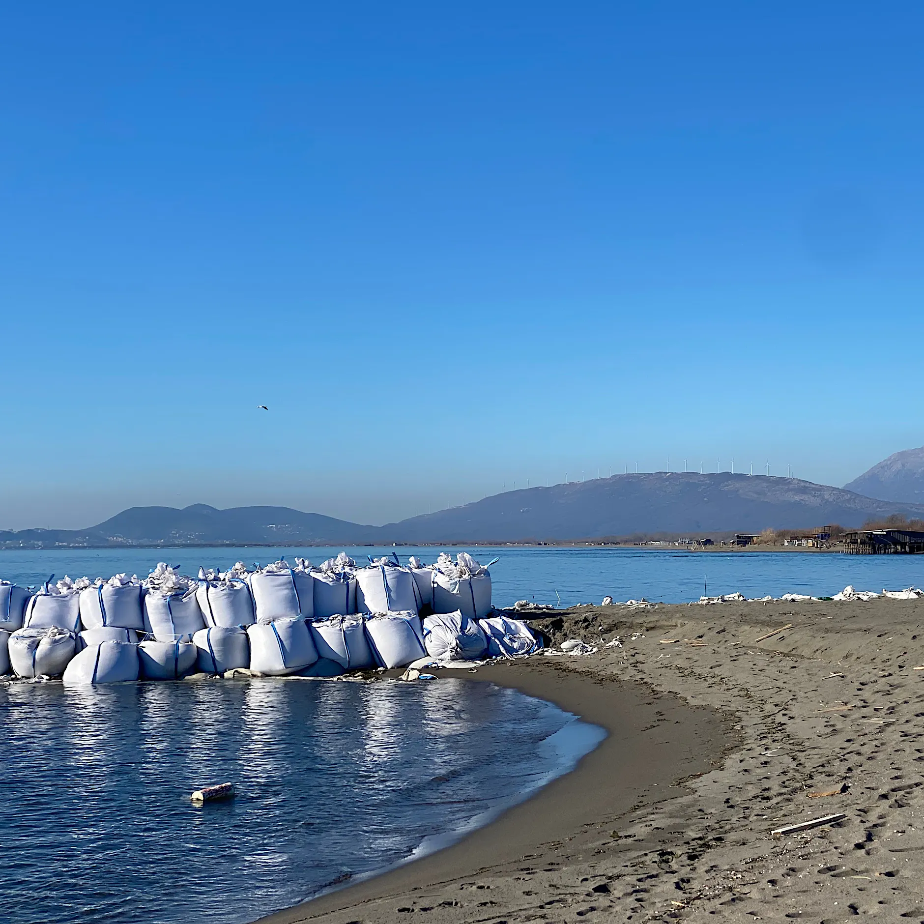 FKK-Strand in Montenegro: Auf dieser Insel muss der nackte Zauber gerettet werden